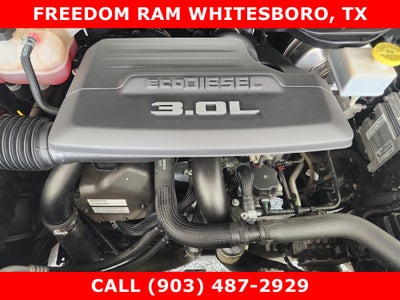2022 RAM 1500 Laramie Crew Cab 4x2 5'7' Box