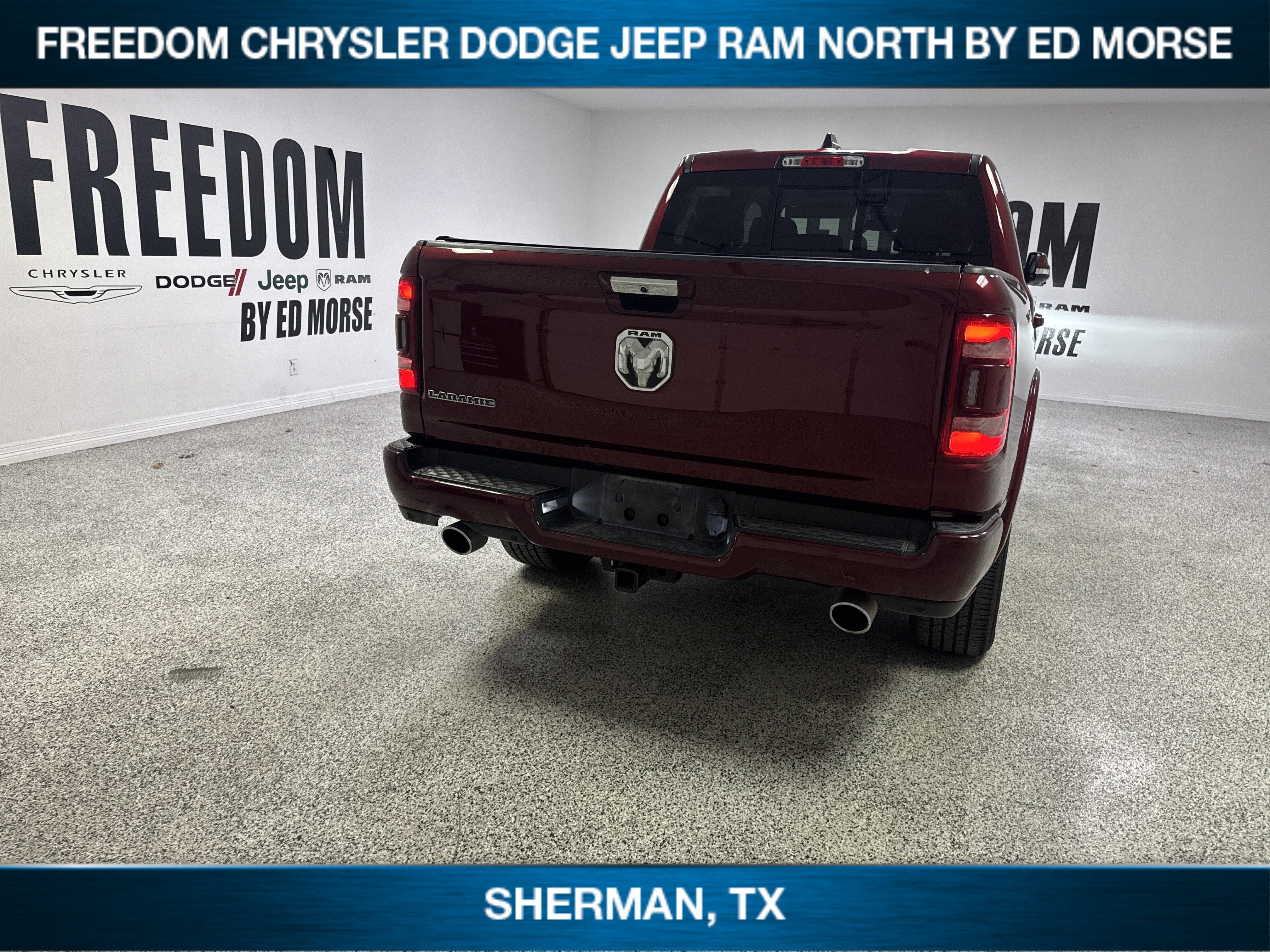 2022 RAM 1500 Laramie Crew Cab 4x2 5'7' Box