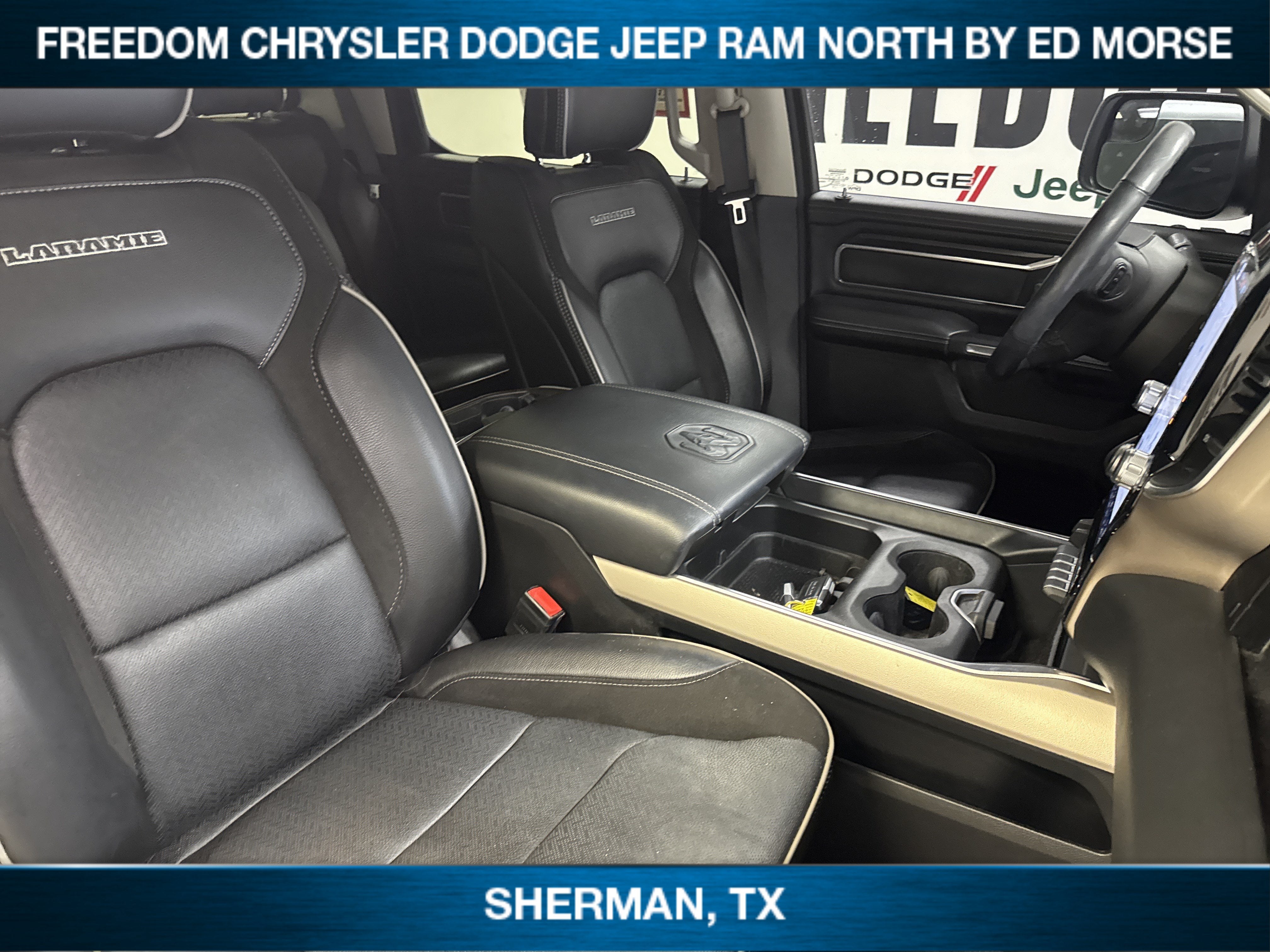 2022 RAM 1500 Laramie Crew Cab 4x2 5'7' Box