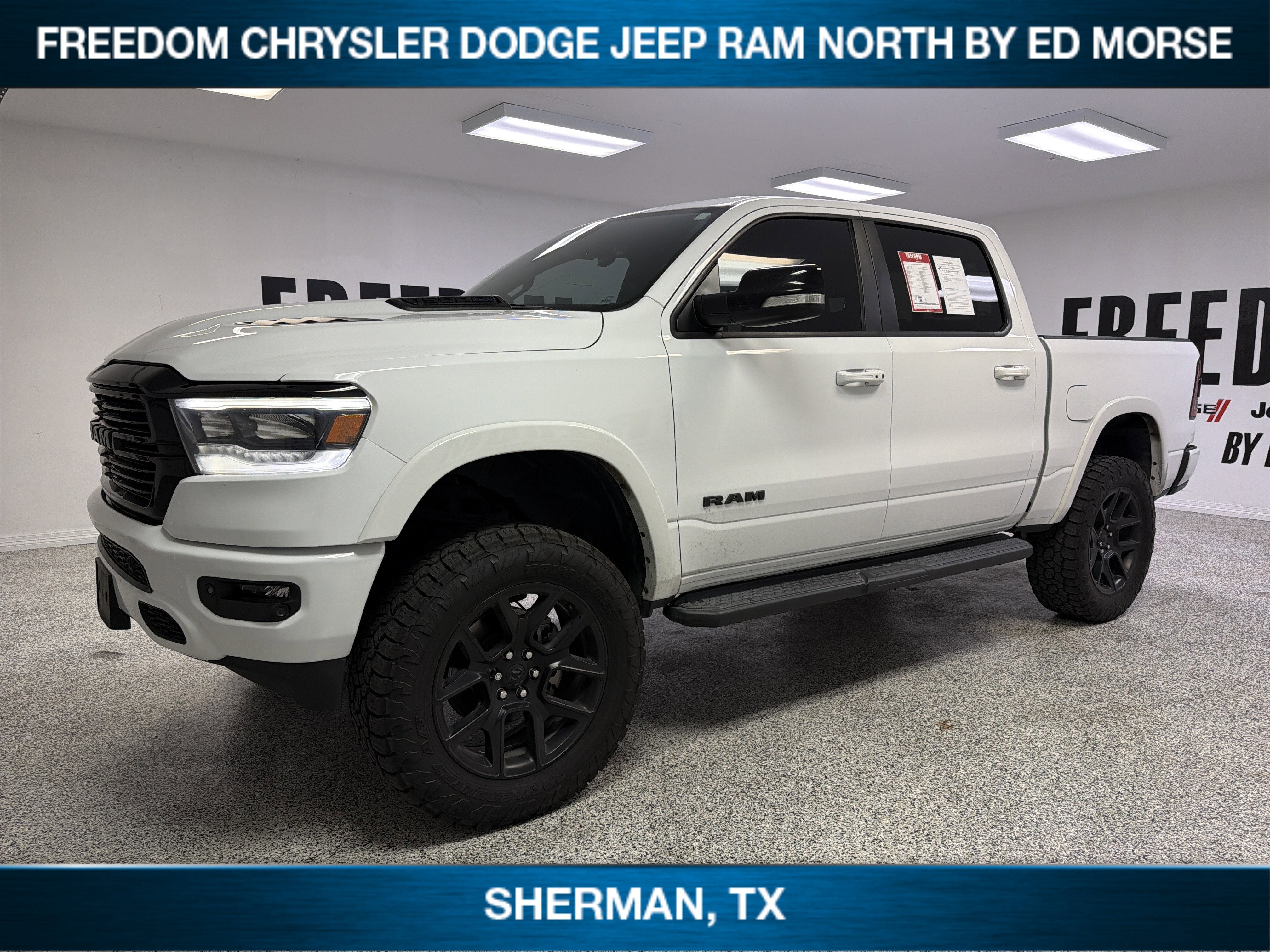 2021 RAM 1500 Laramie Crew Cab 4x2 5'7' Box