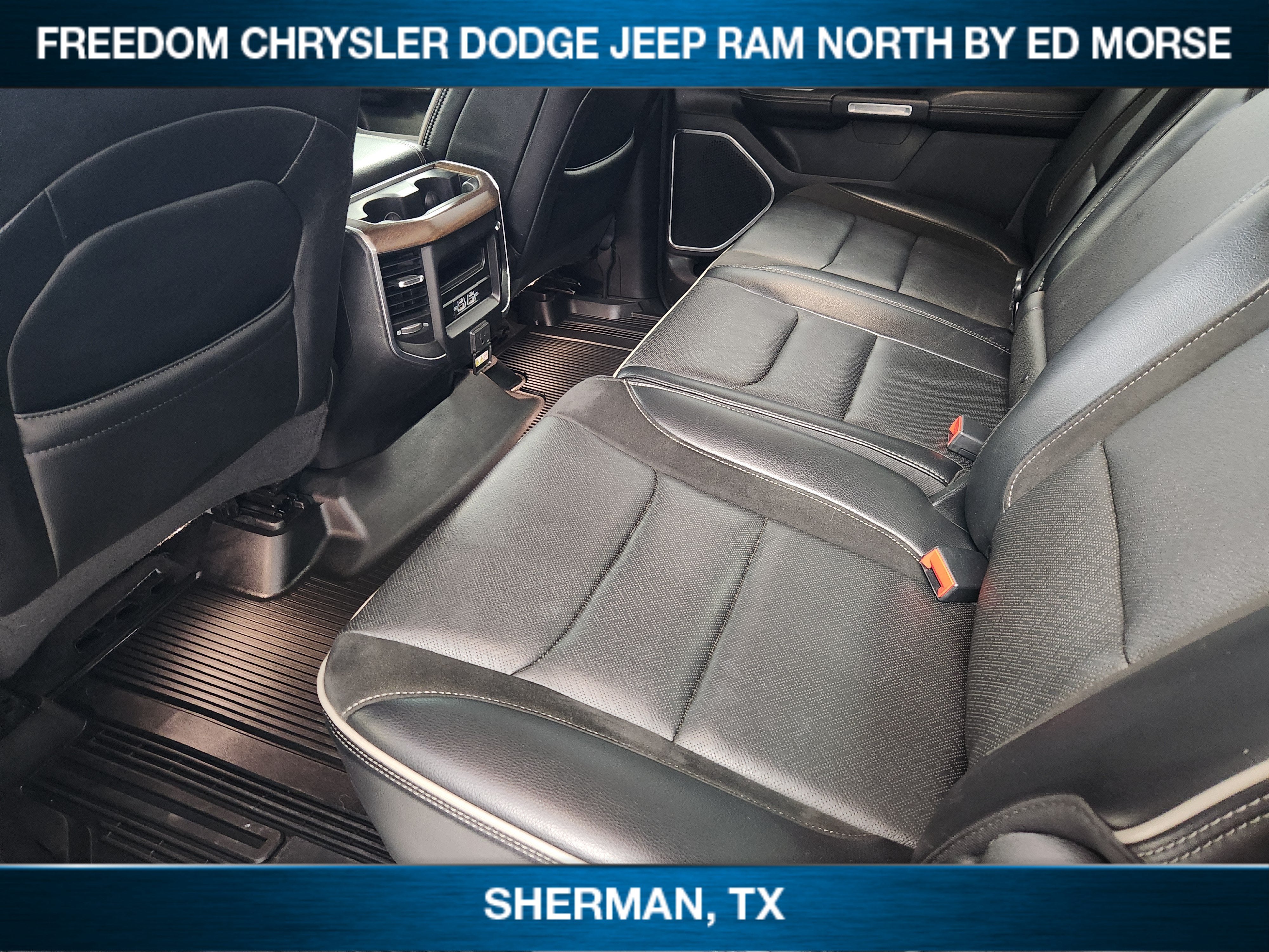 2021 RAM 1500 Laramie Crew Cab 4x2 5'7' Box