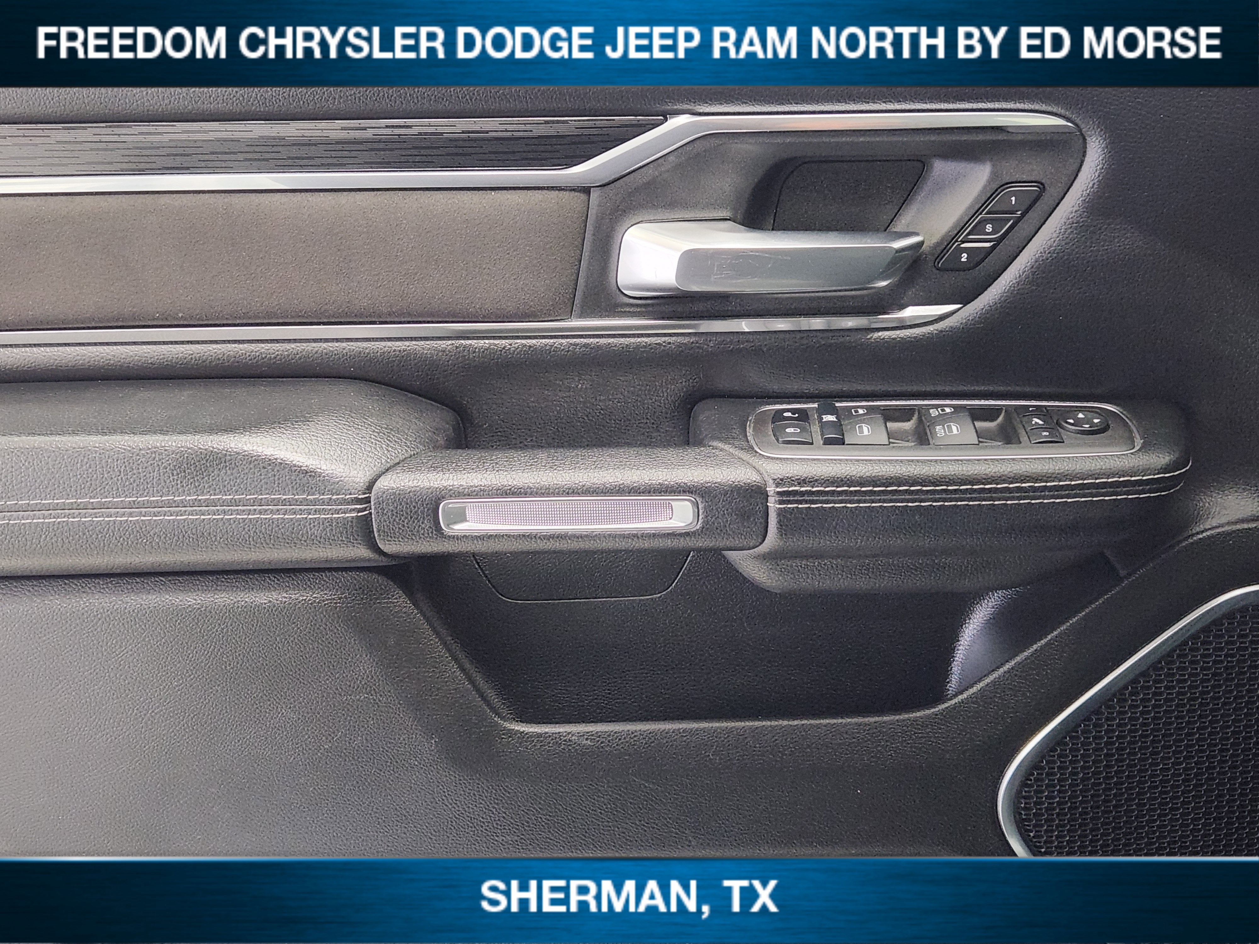 2024 RAM 1500 Laramie Crew Cab 4x2 5'7' Box