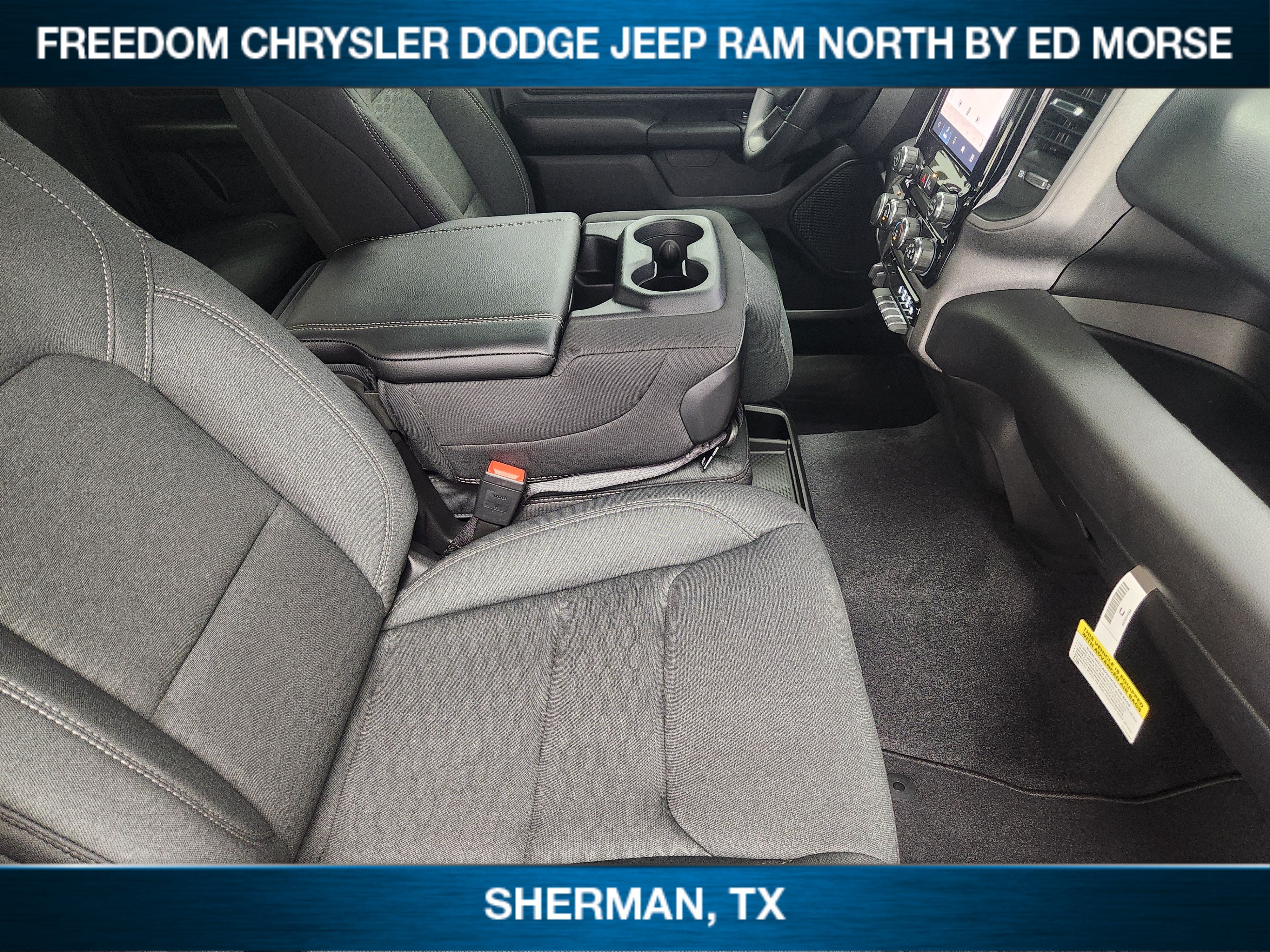 2026 RAM Ram 1500 RAM 1500 EXPRESS QUAD CAB 4X4 6'4' BOX