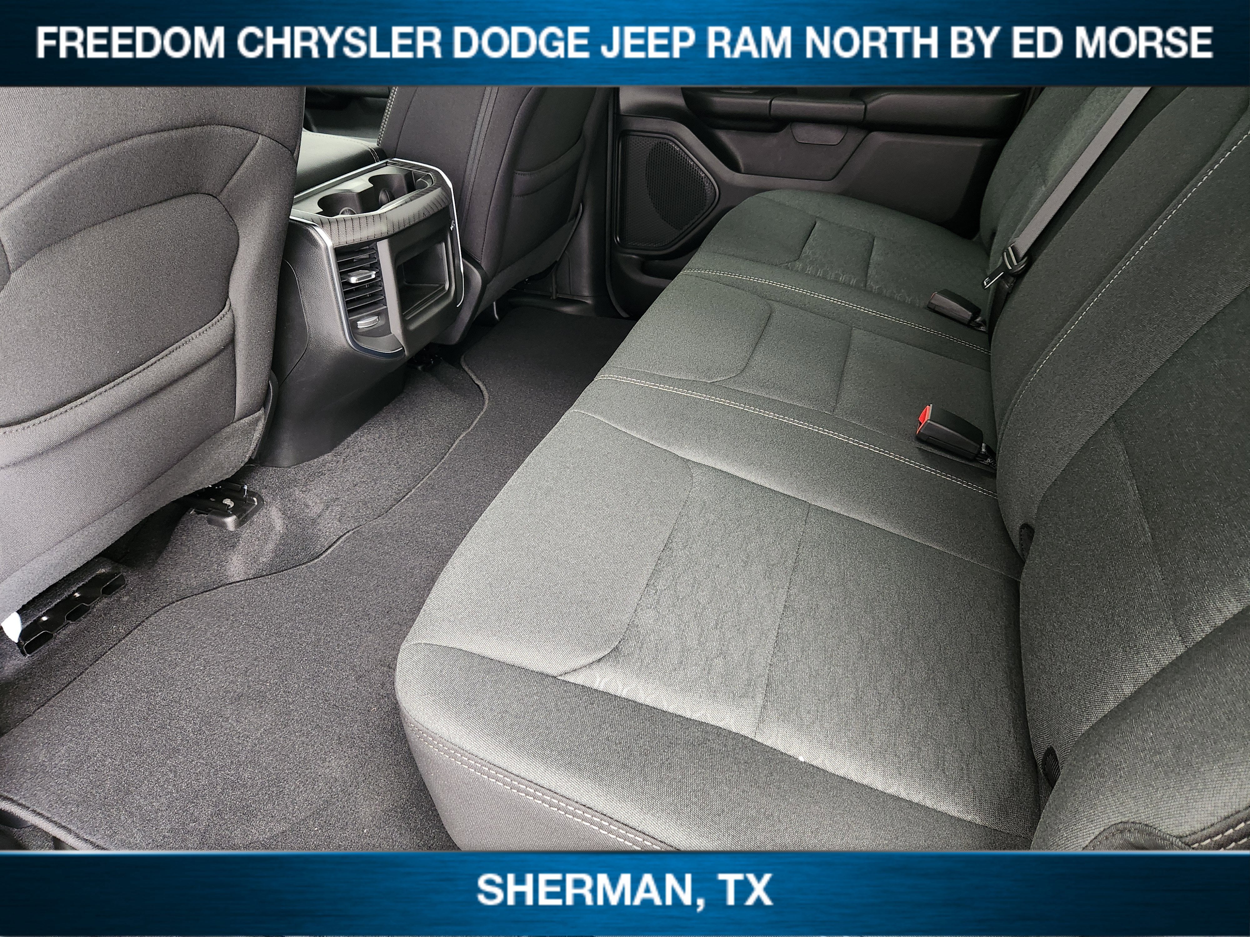 2026 RAM Ram 1500 RAM 1500 EXPRESS CREW CAB 4X4 5'7' BOX