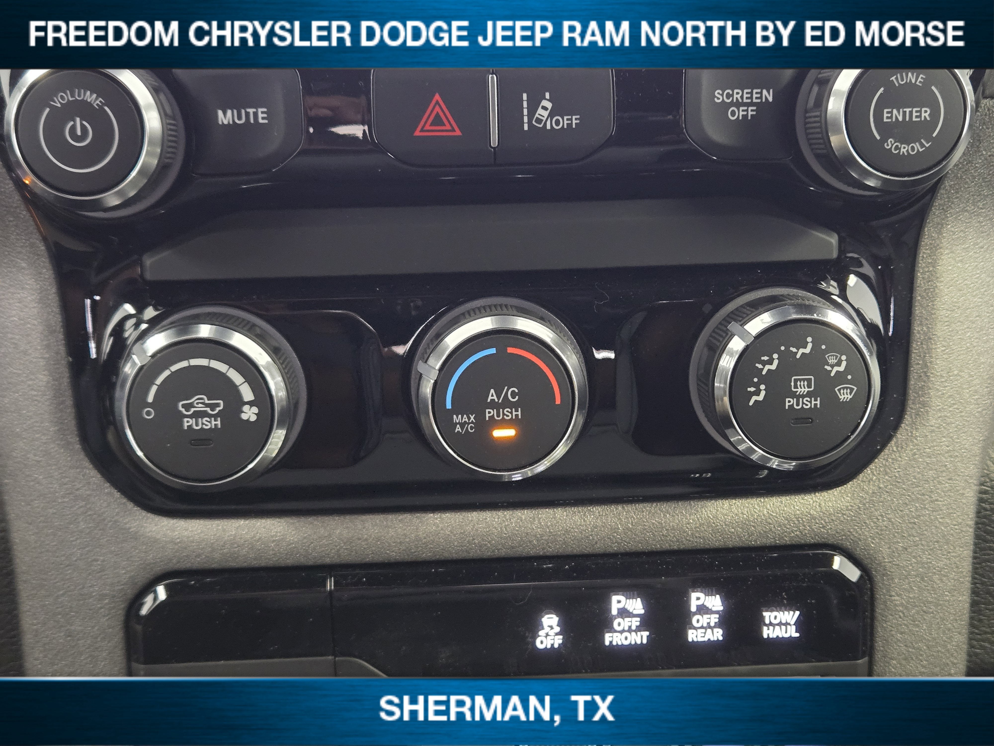 2026 RAM 1500 Tradesman Crew Cab 4x4 5'7' Box