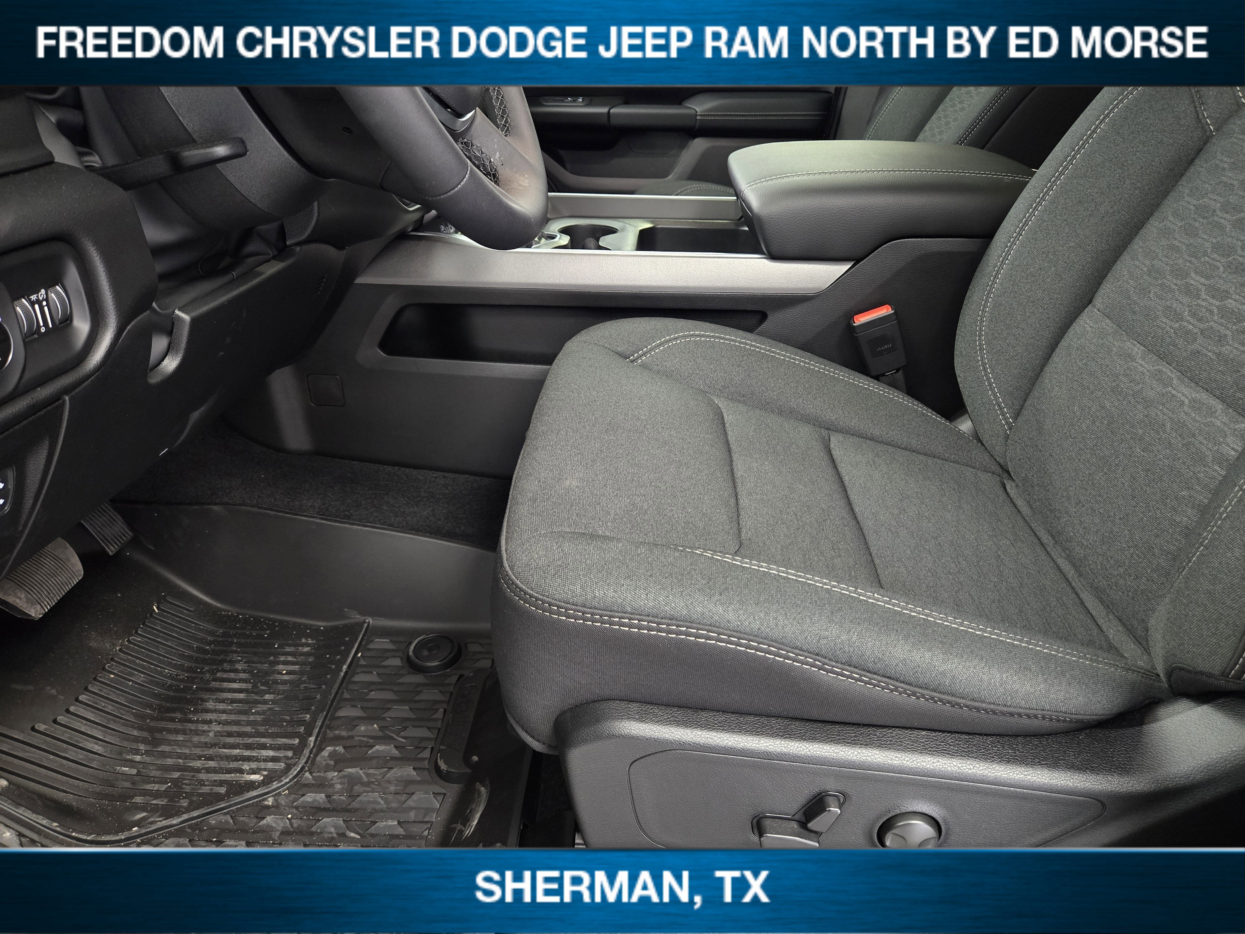 2026 RAM Ram 1500 RAM 1500 LONE STAR CREW CAB 4X4 5'7' BOX