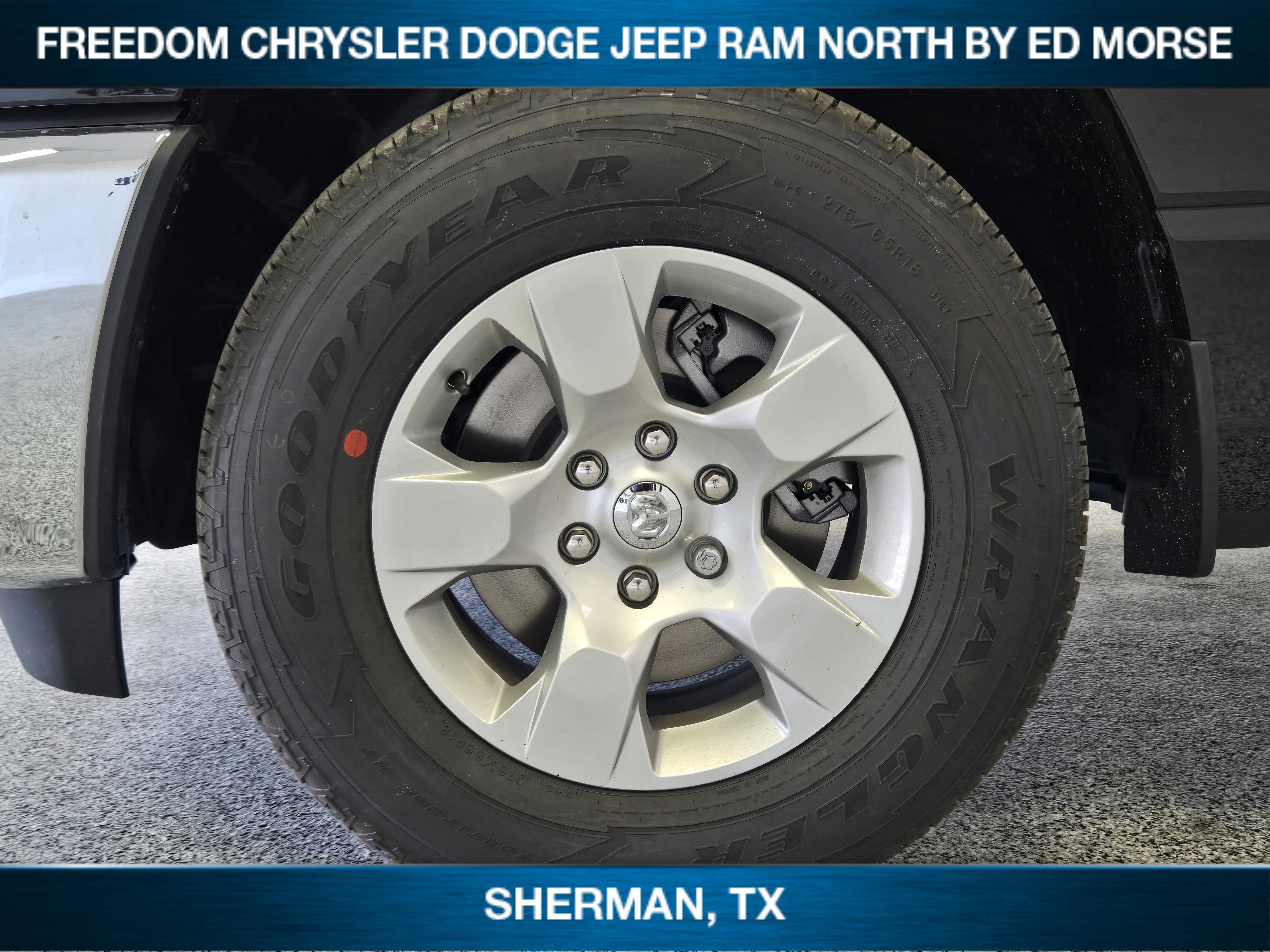 2026 RAM Ram 1500 RAM 1500 LONE STAR CREW CAB 4X4 5'7' BOX