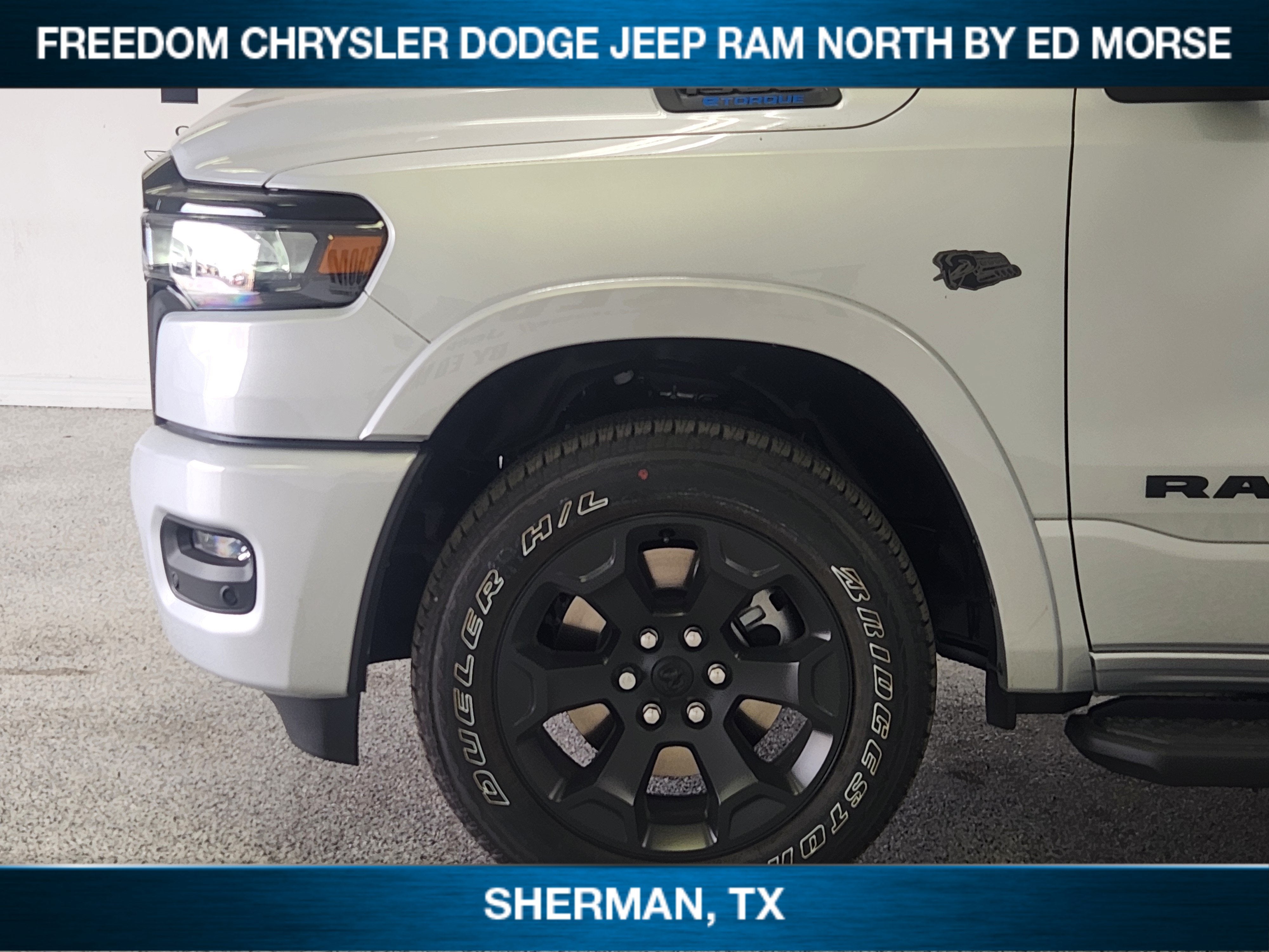 2027 RAM 1500 RAM 1500 LONE STAR CREW CAB 4X4 5'7' BOX