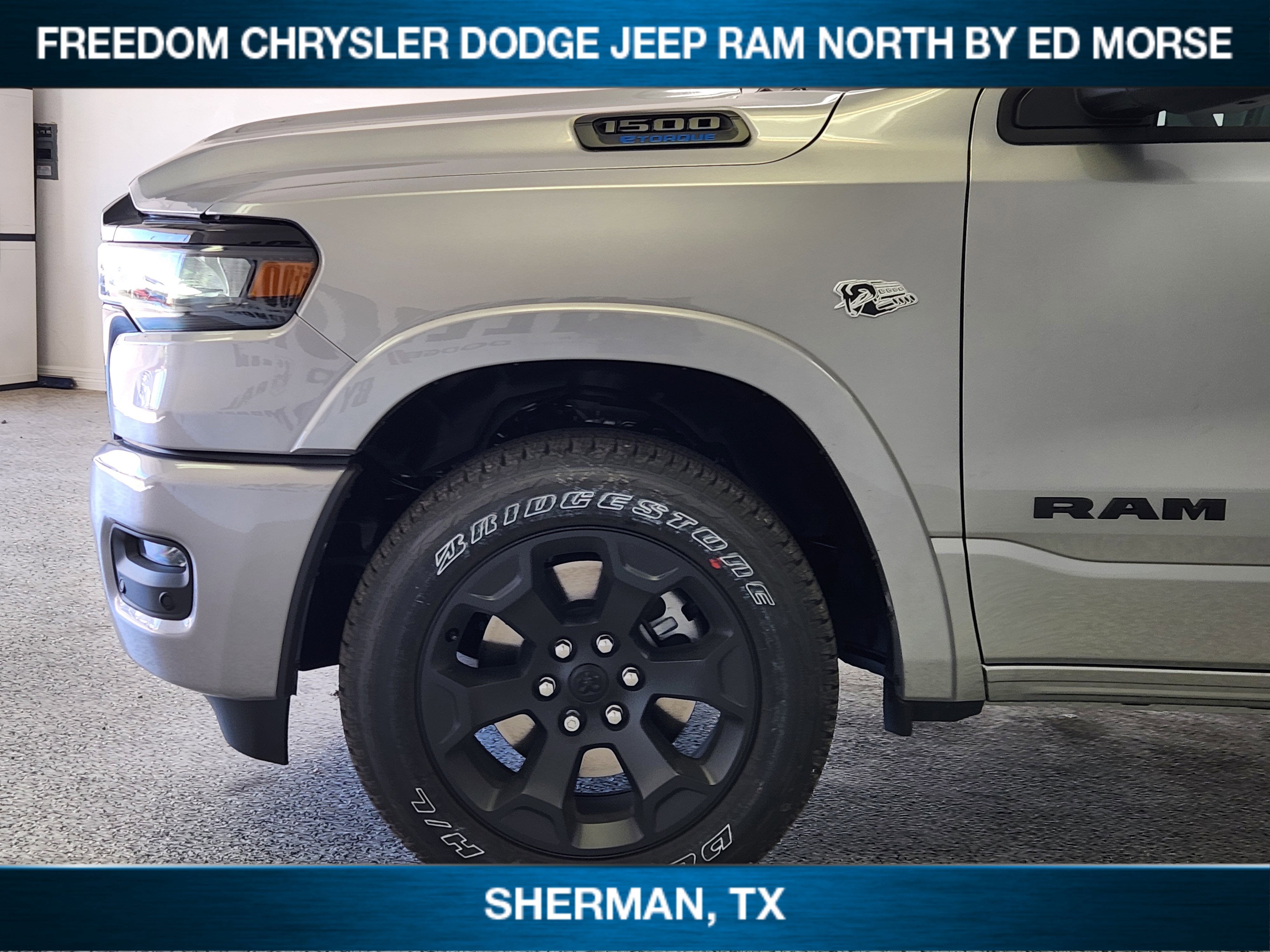 2026 RAM Ram 1500 RAM 1500 LONE STAR CREW CAB 4X4 5'7' BOX