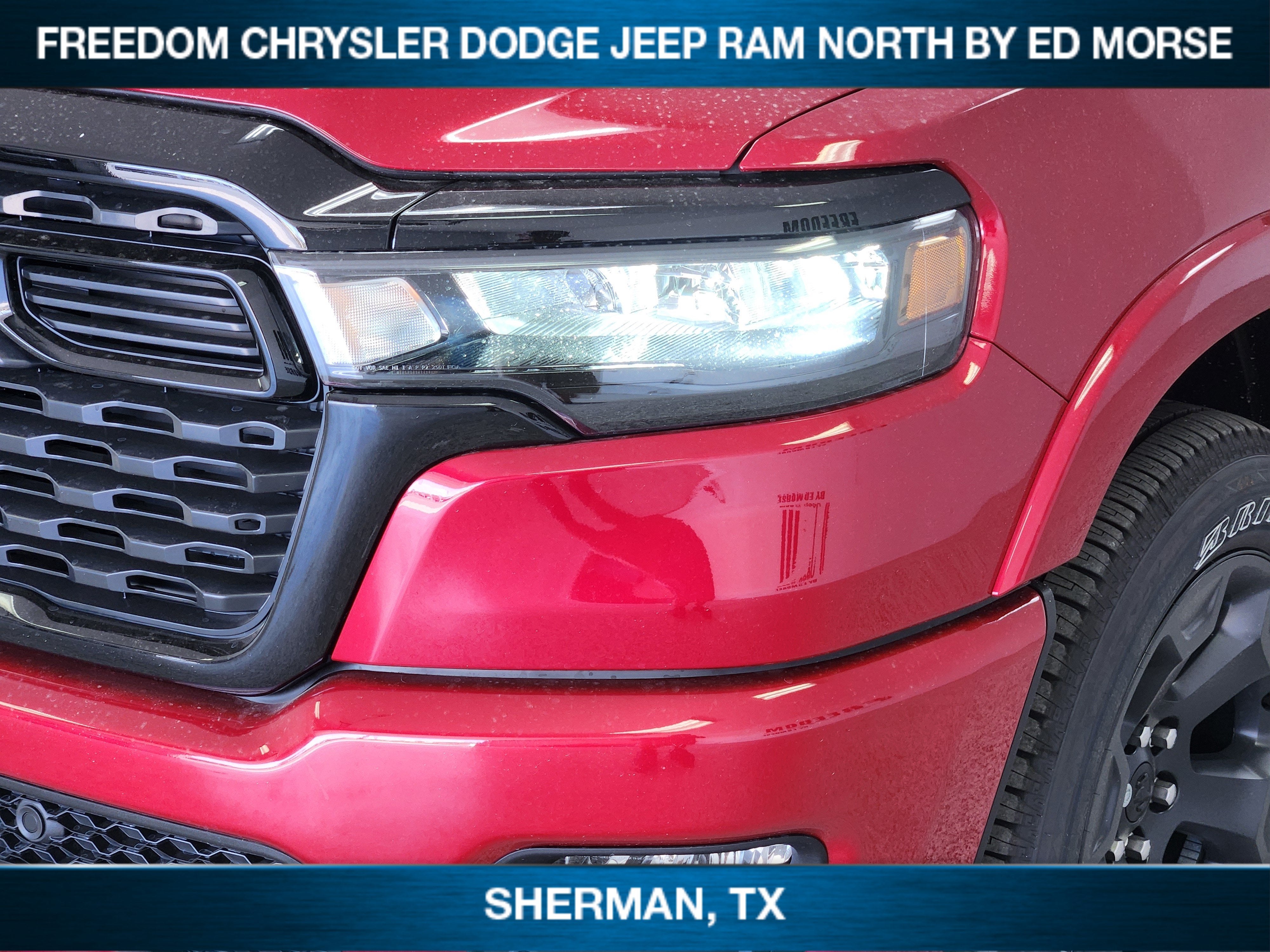 2027 RAM 1500 RAM 1500 LONE STAR CREW CAB 4X4 5'7' BOX