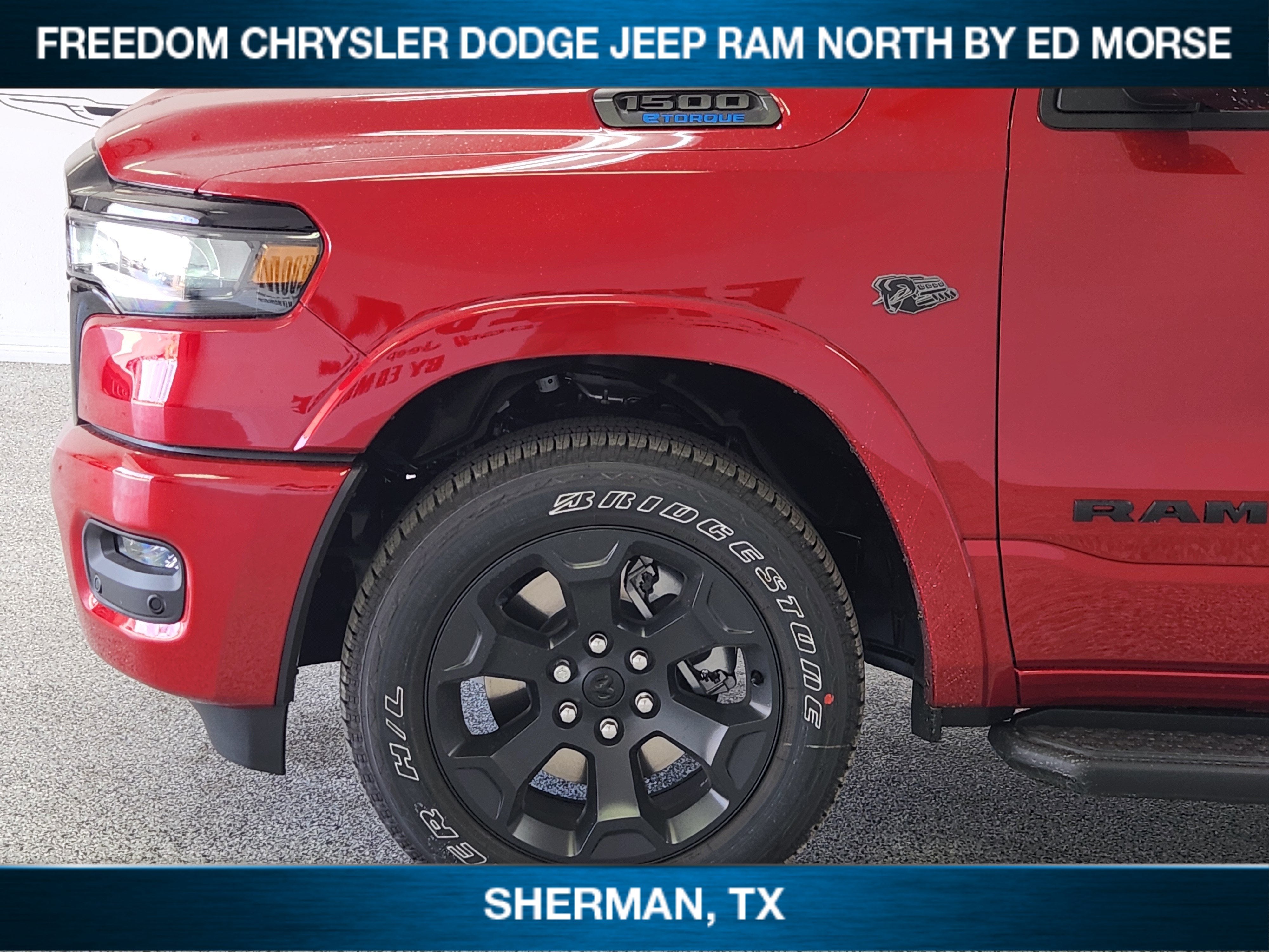 2027 RAM 1500 RAM 1500 LONE STAR CREW CAB 4X4 5'7' BOX