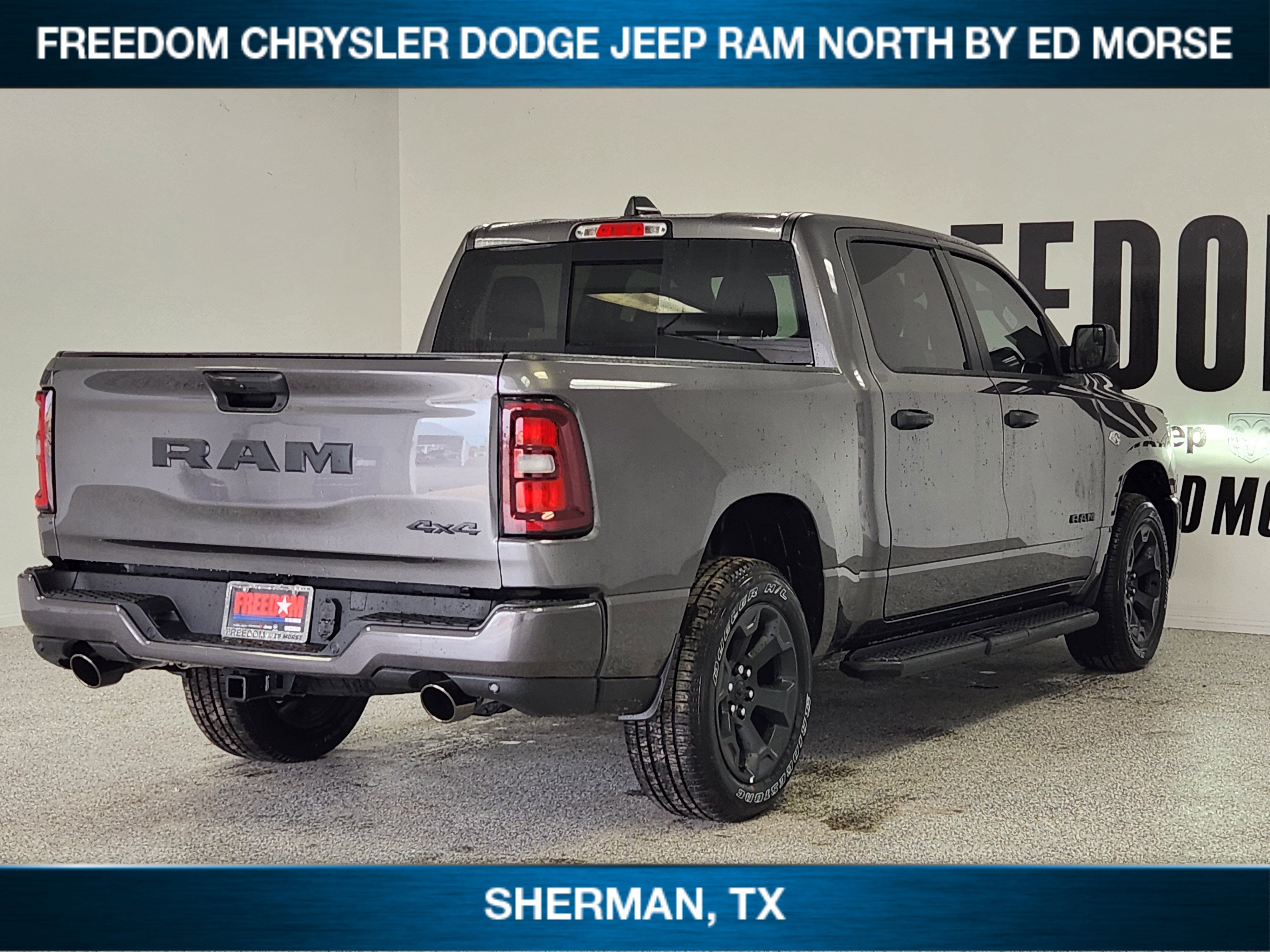 2026 RAM Ram 1500 RAM 1500 EXPRESS CREW CAB 4X4 5'7' BOX