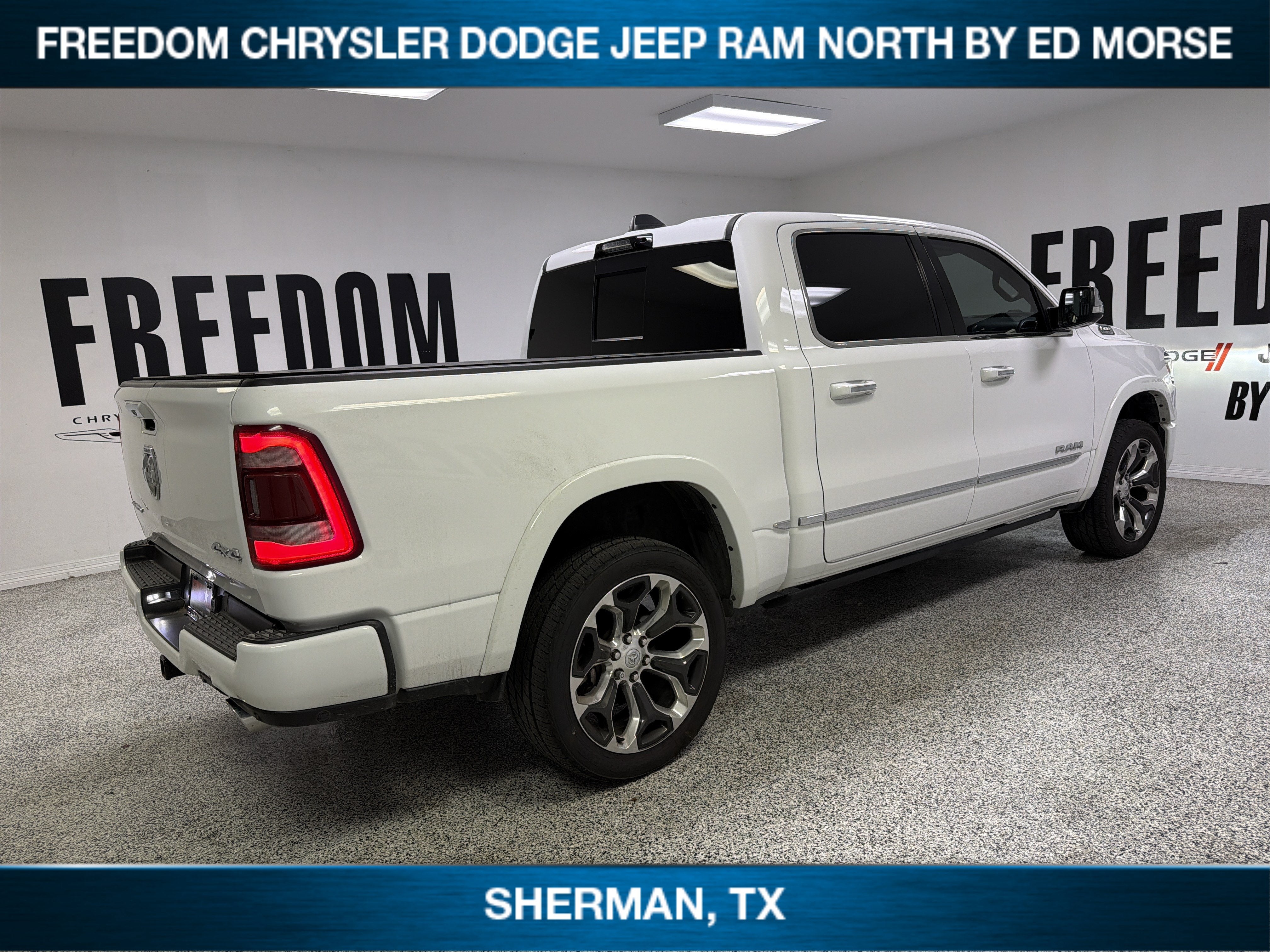 2022 RAM 1500 Limited Crew Cab 4x4 5'7' Box
