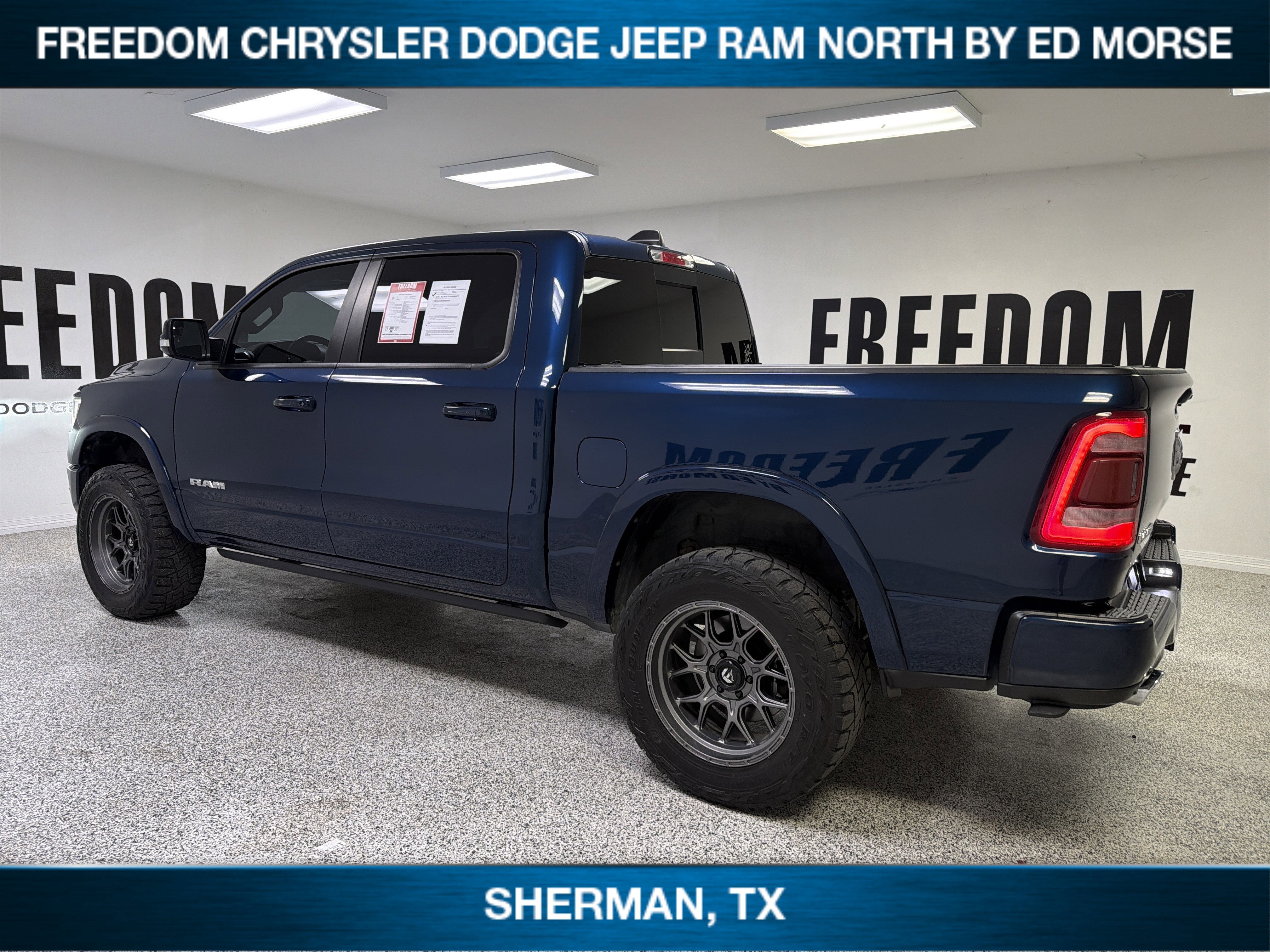 2021 RAM 1500 Laramie Crew Cab 4x4 5'7' Box