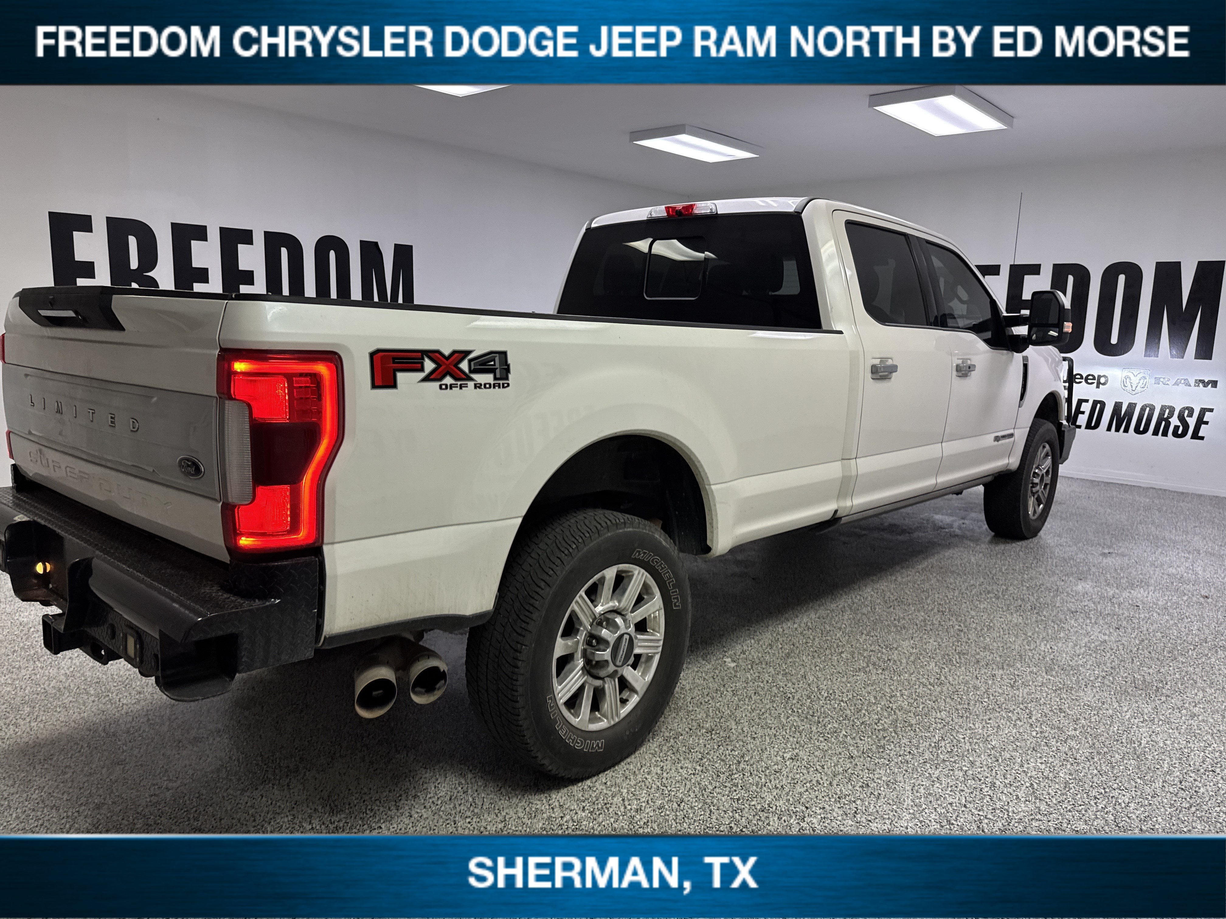 2018 Ford Super Duty F-350 SRW Limited