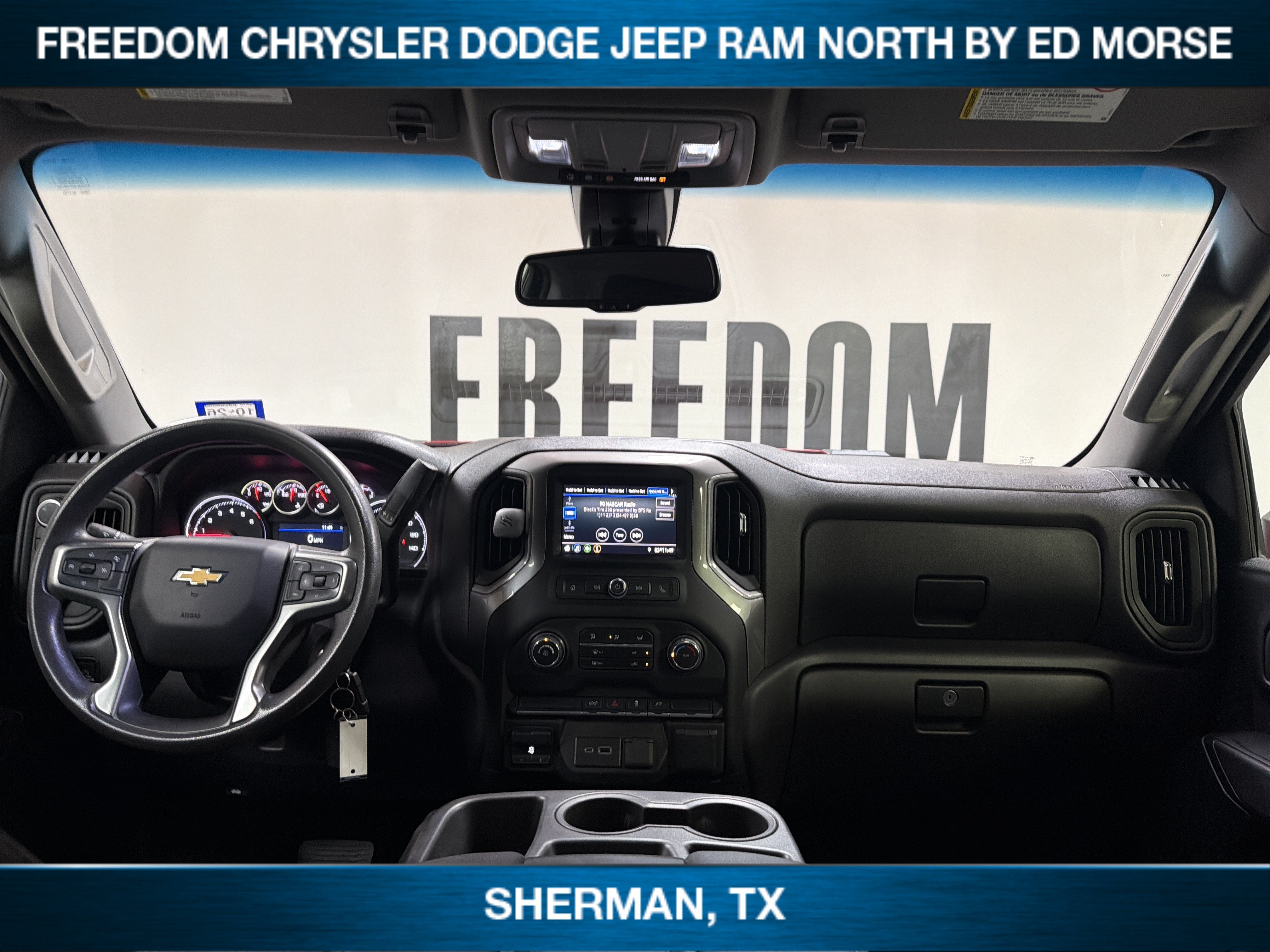 2023 Chevrolet Silverado 2500HD 4WD Crew Cab Standard Bed Custom
