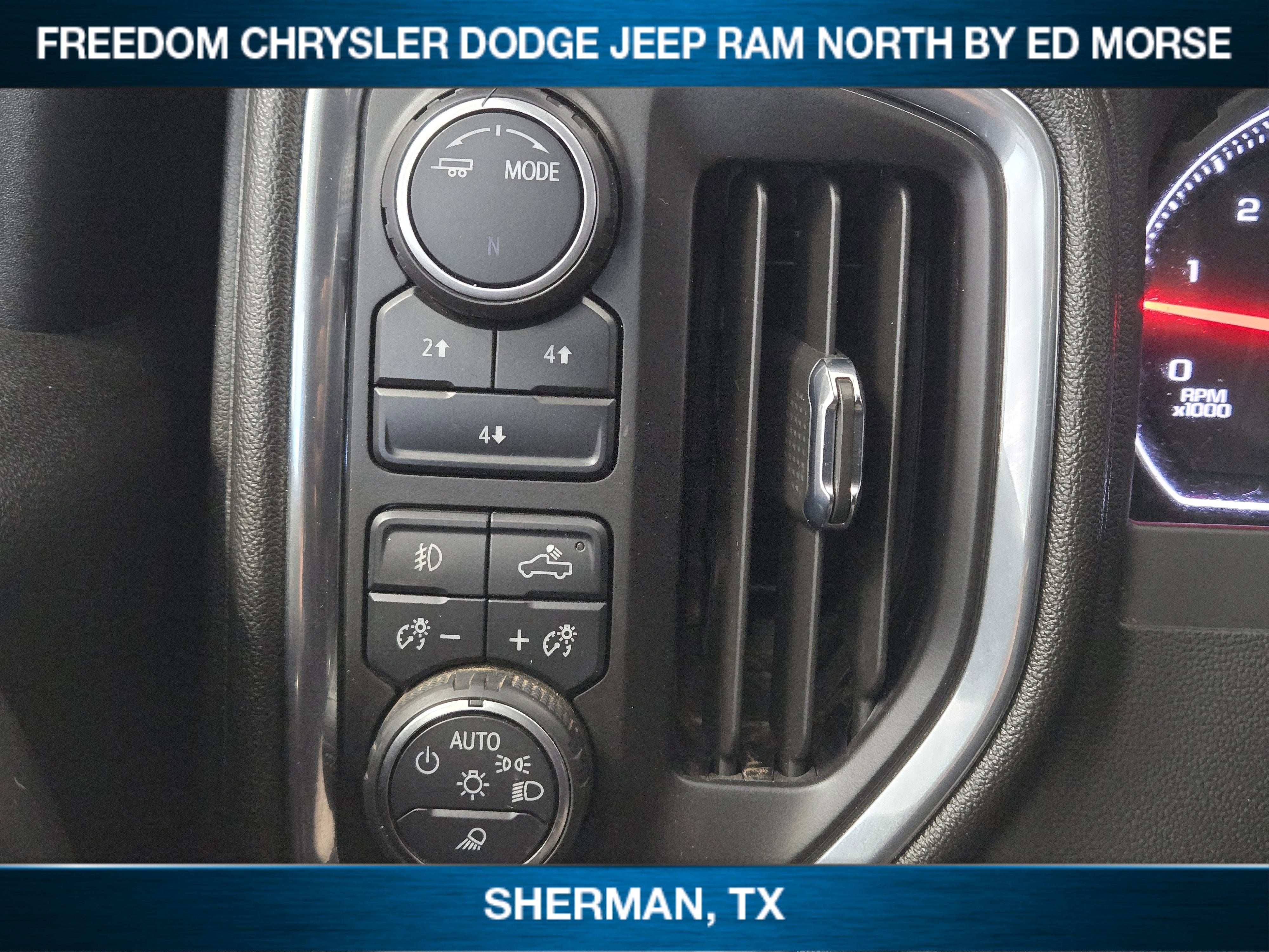 2023 Chevrolet Silverado 3500HD 4WD Crew Cab Long Bed LT