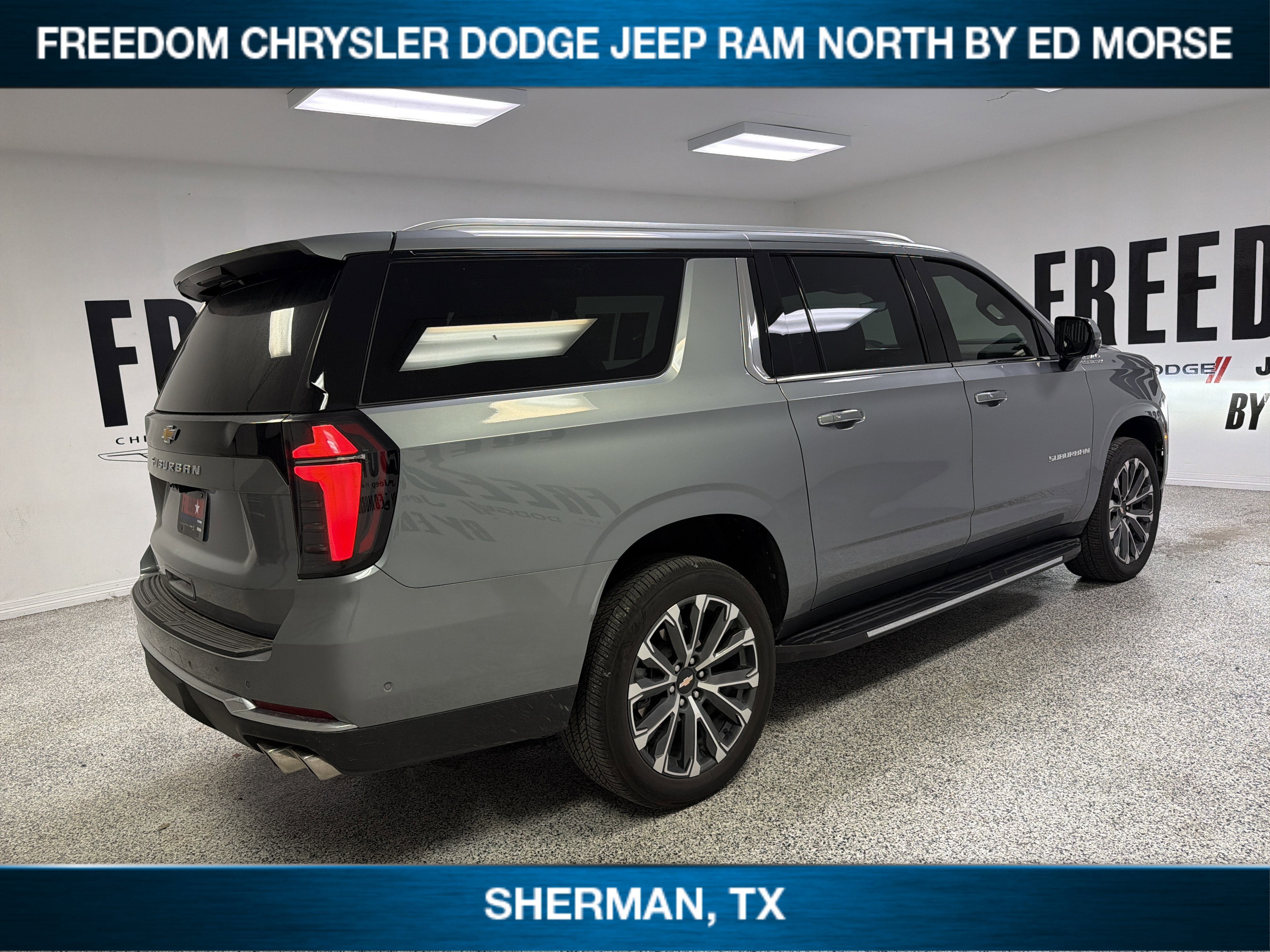2025 Chevrolet Suburban 4WD High Country