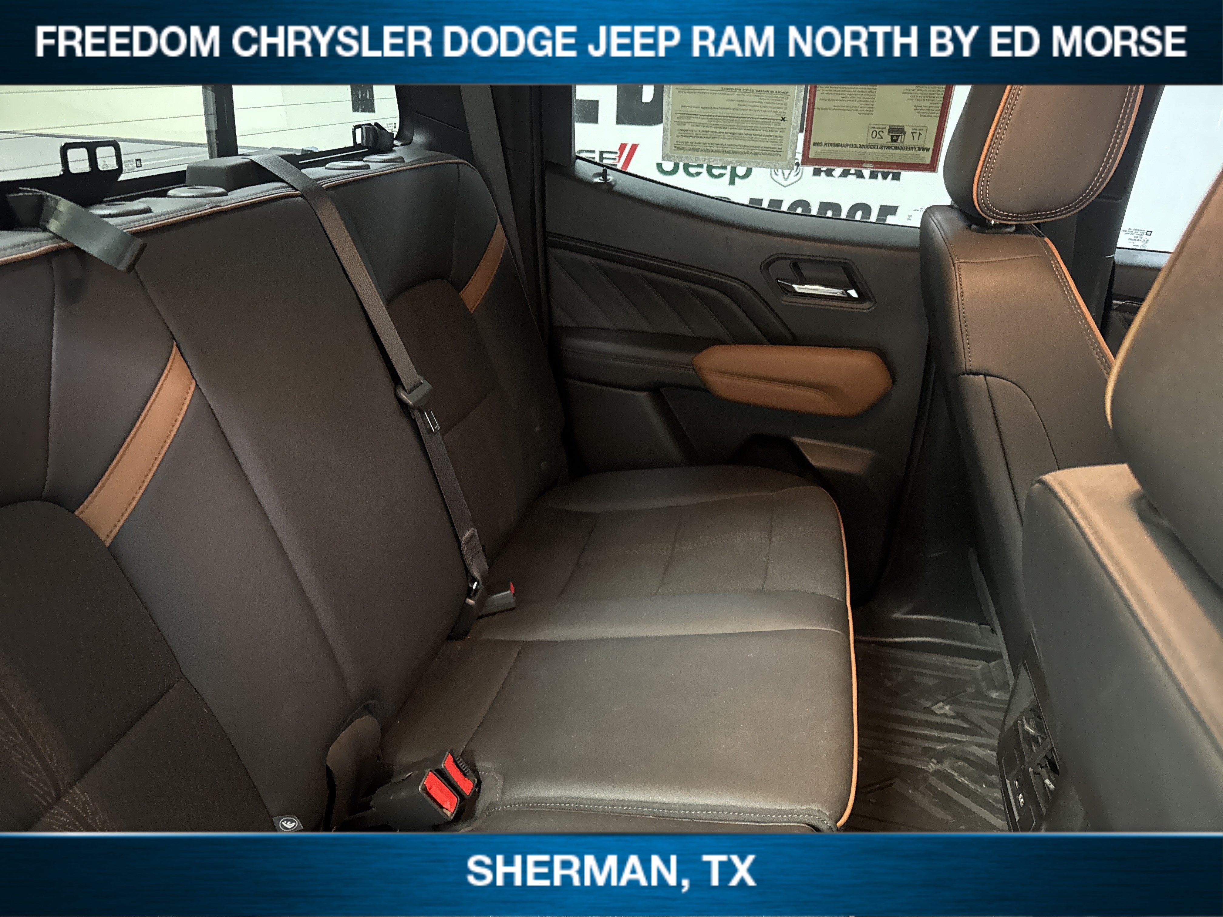 2023 GMC Canyon 4WD Crew Cab Short Box AT4