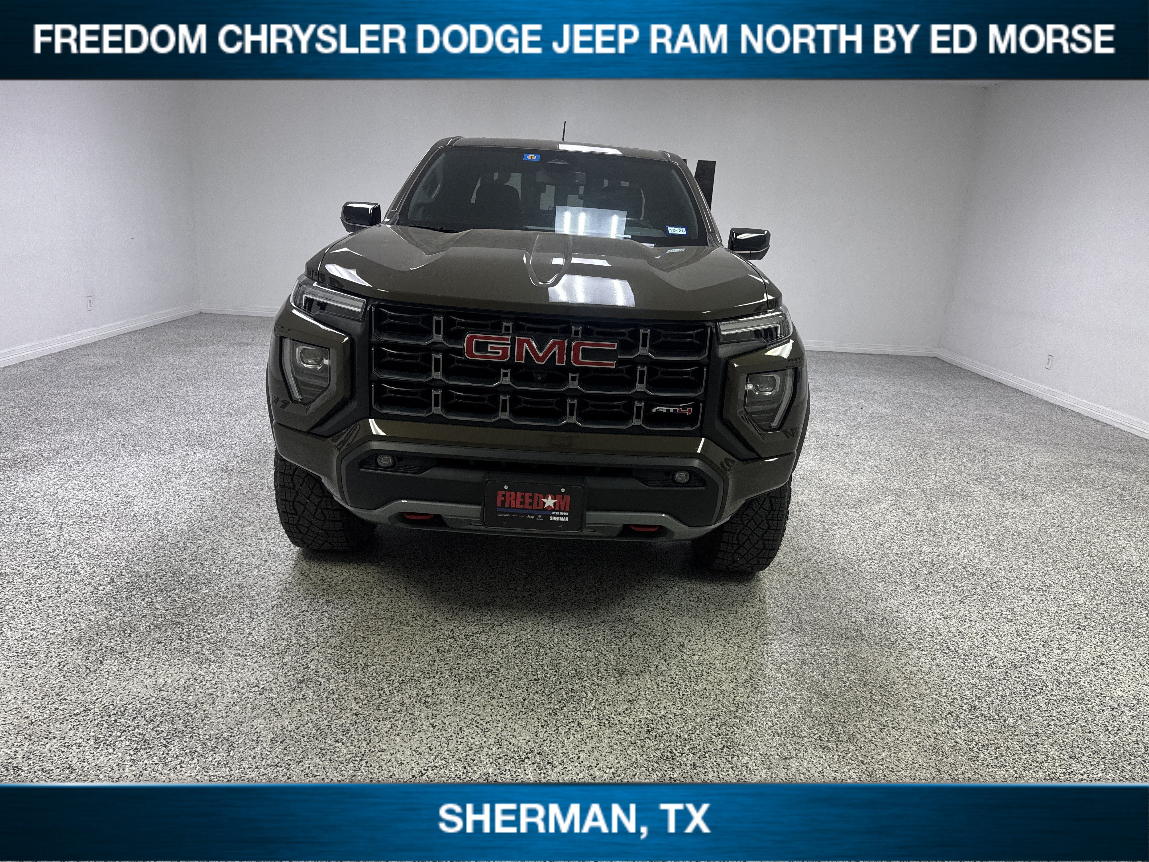 2023 GMC Canyon 4WD Crew Cab Short Box AT4