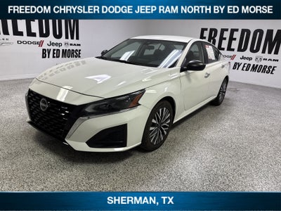 2025 Nissan Altima SV FWD