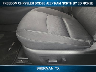 2023 Nissan Altima SV FWD