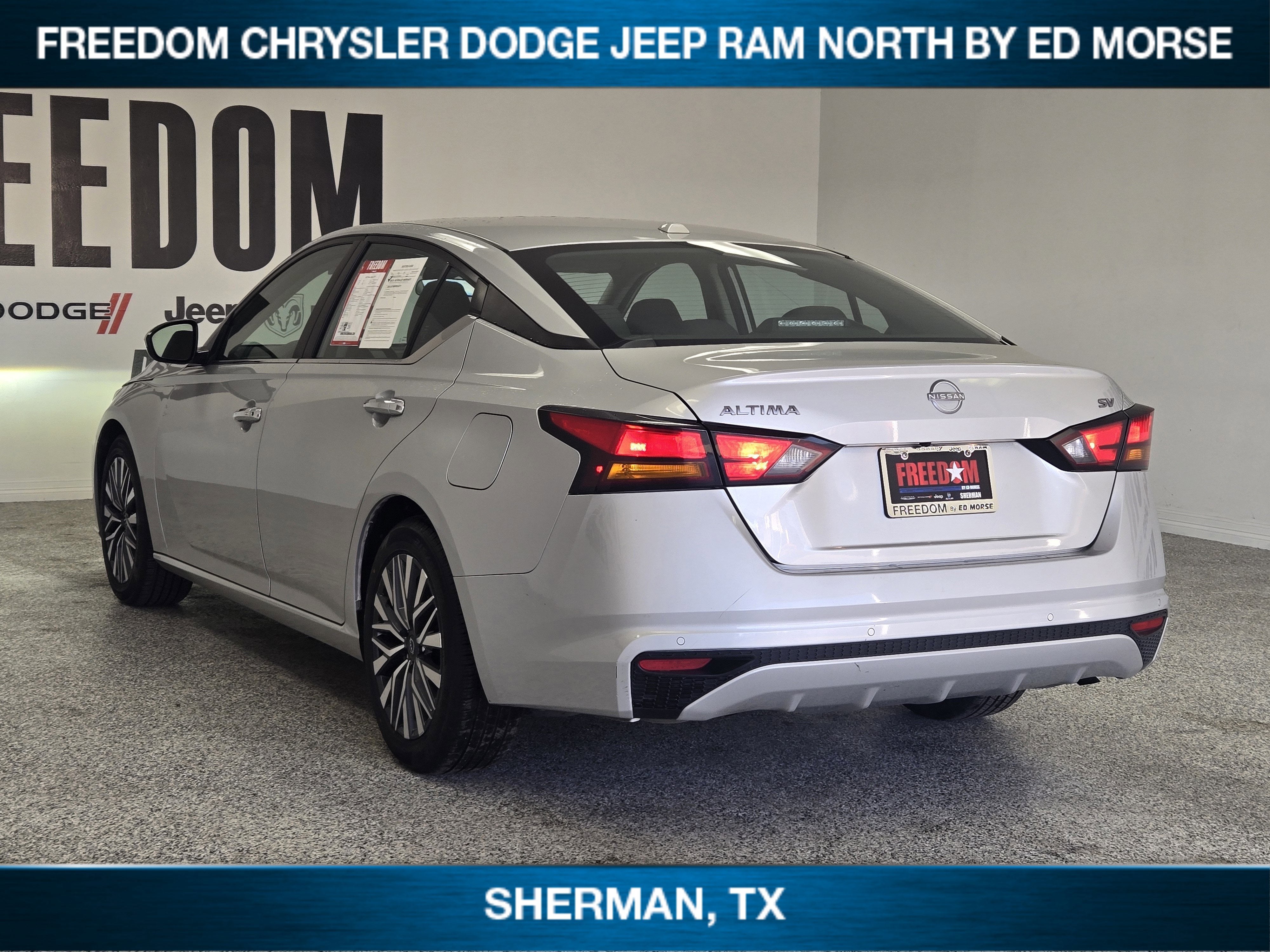 2023 Nissan Altima SV FWD