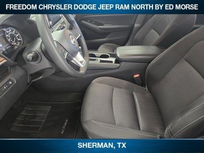 2023 Nissan Altima SV FWD