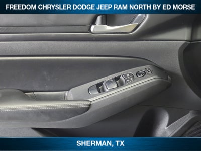 2024 Nissan Altima SV FWD