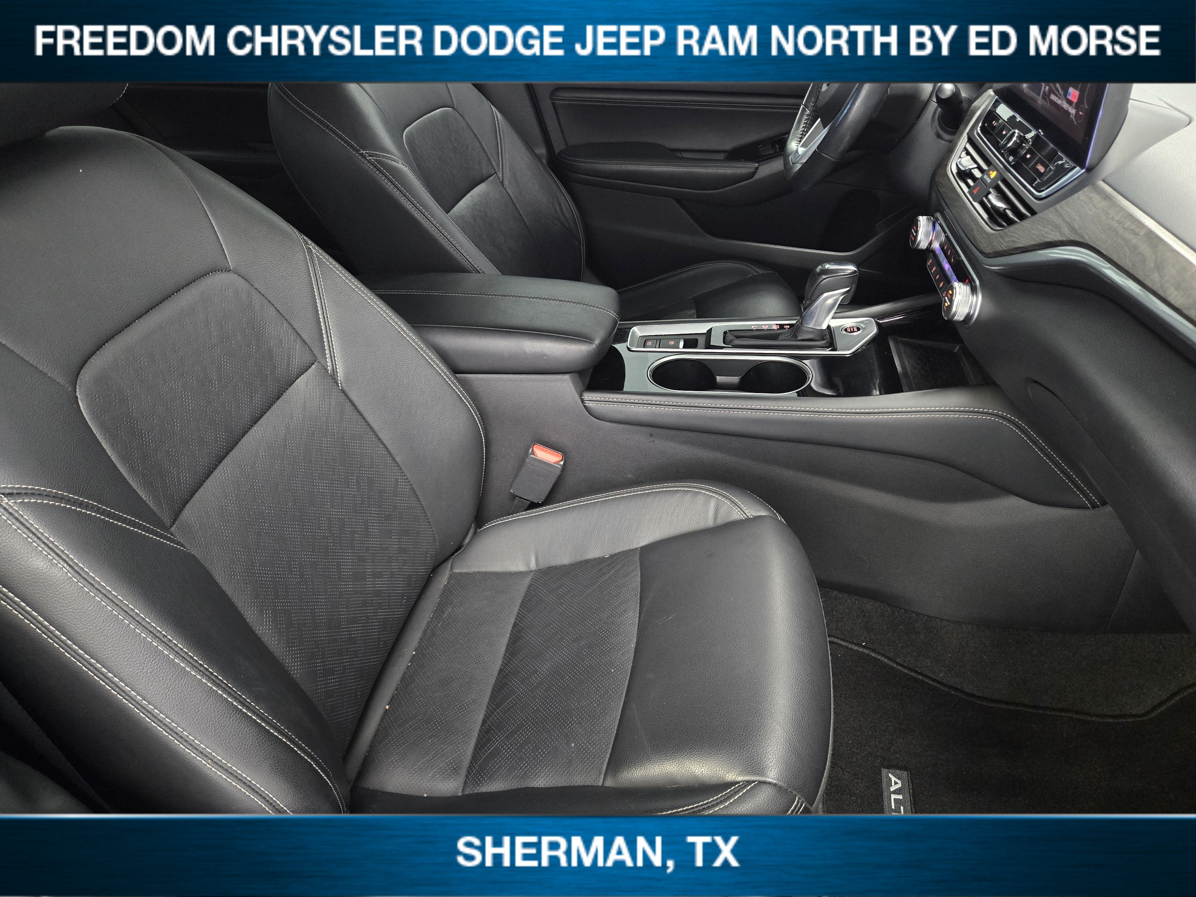 2023 Nissan Altima SL FWD