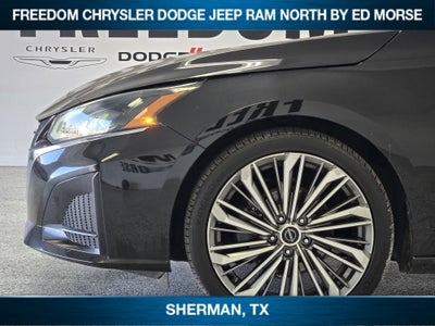 2023 Nissan Altima SL FWD