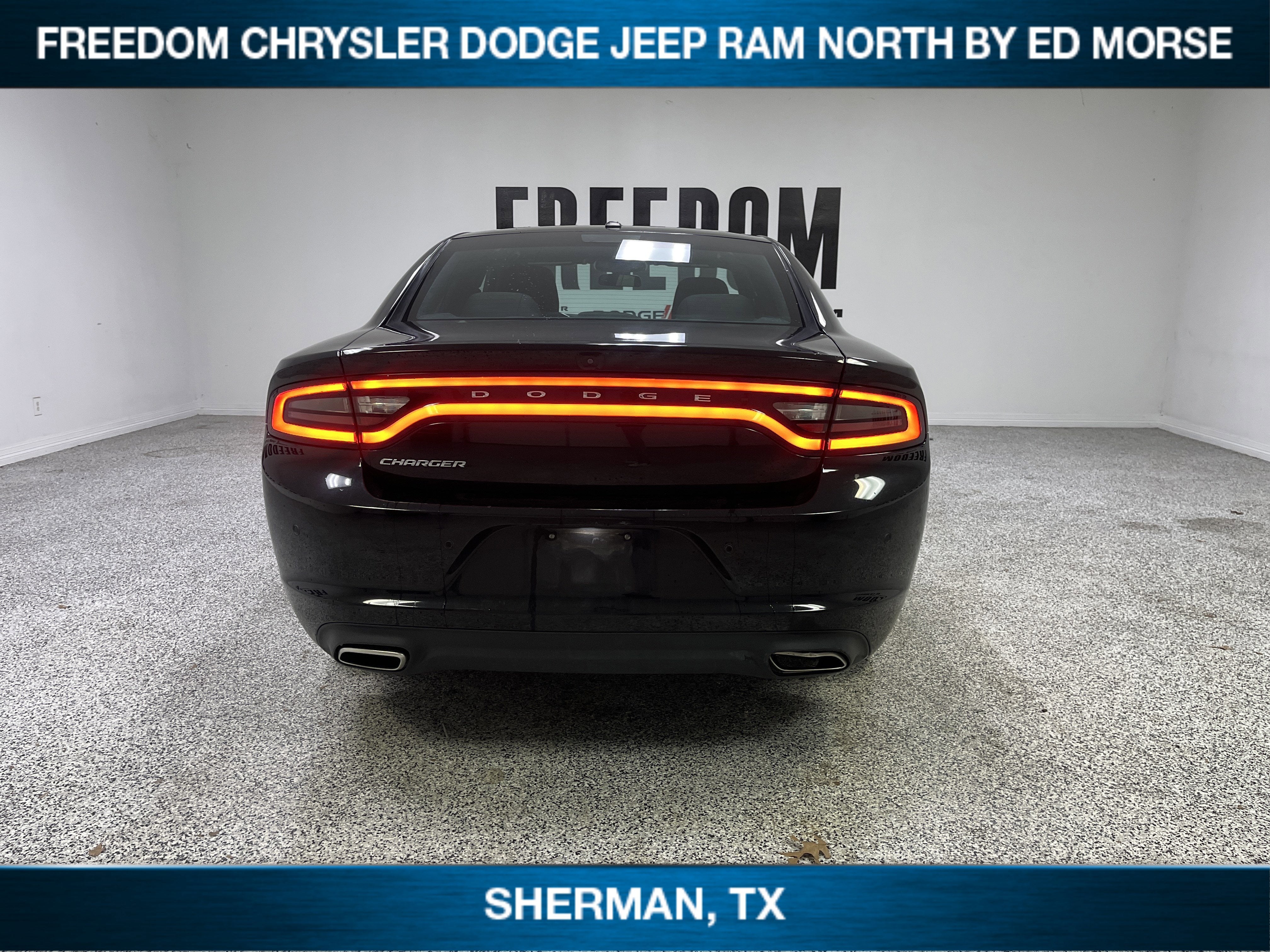 2022 Dodge Charger SXT RWD
