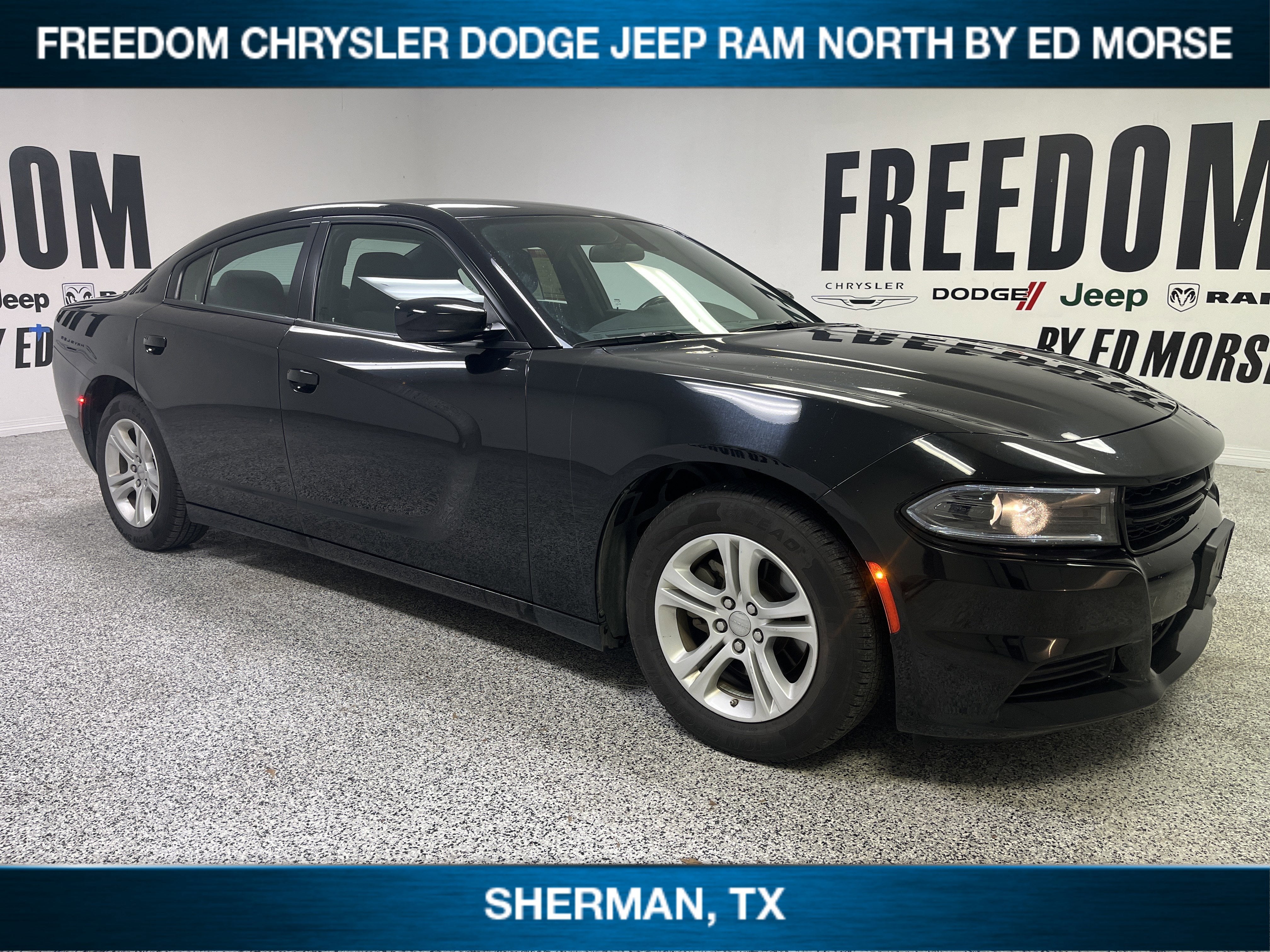 2022 Dodge Charger SXT RWD