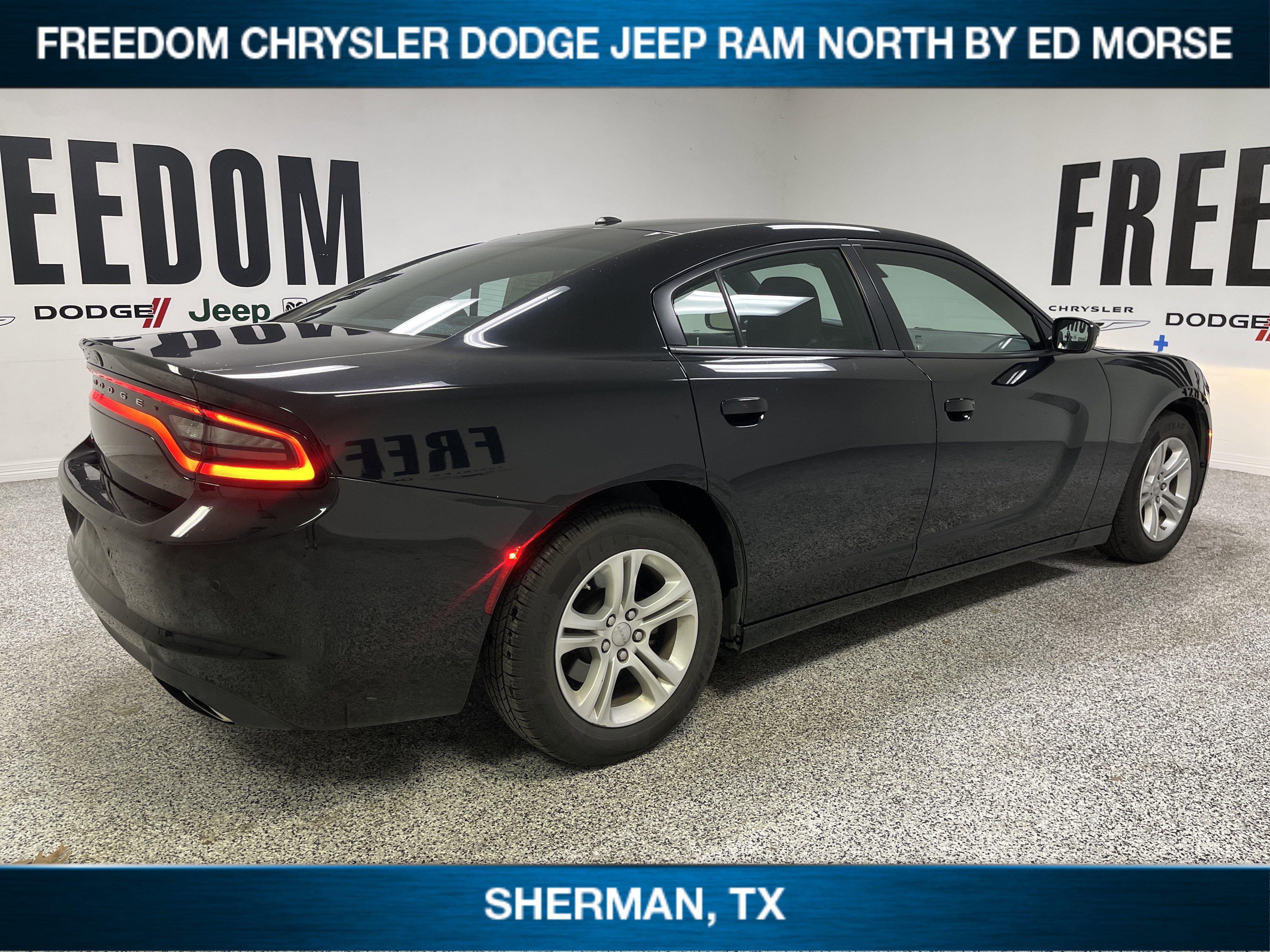 2022 Dodge Charger SXT RWD