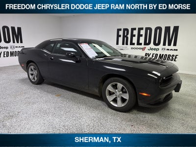 2022 Dodge Challenger SXT