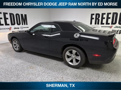 2022 Dodge Challenger SXT