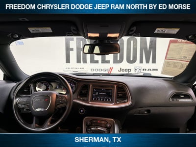 2022 Dodge Challenger SXT