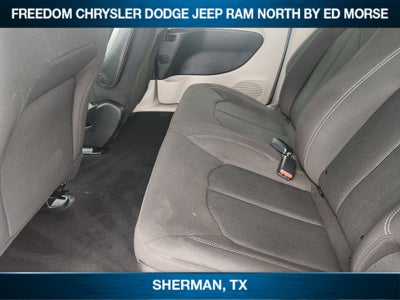 2021 Chrysler Voyager L