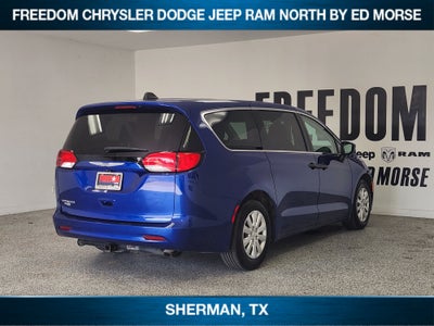 2021 Chrysler Voyager L