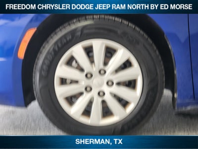 2021 Chrysler Voyager L
