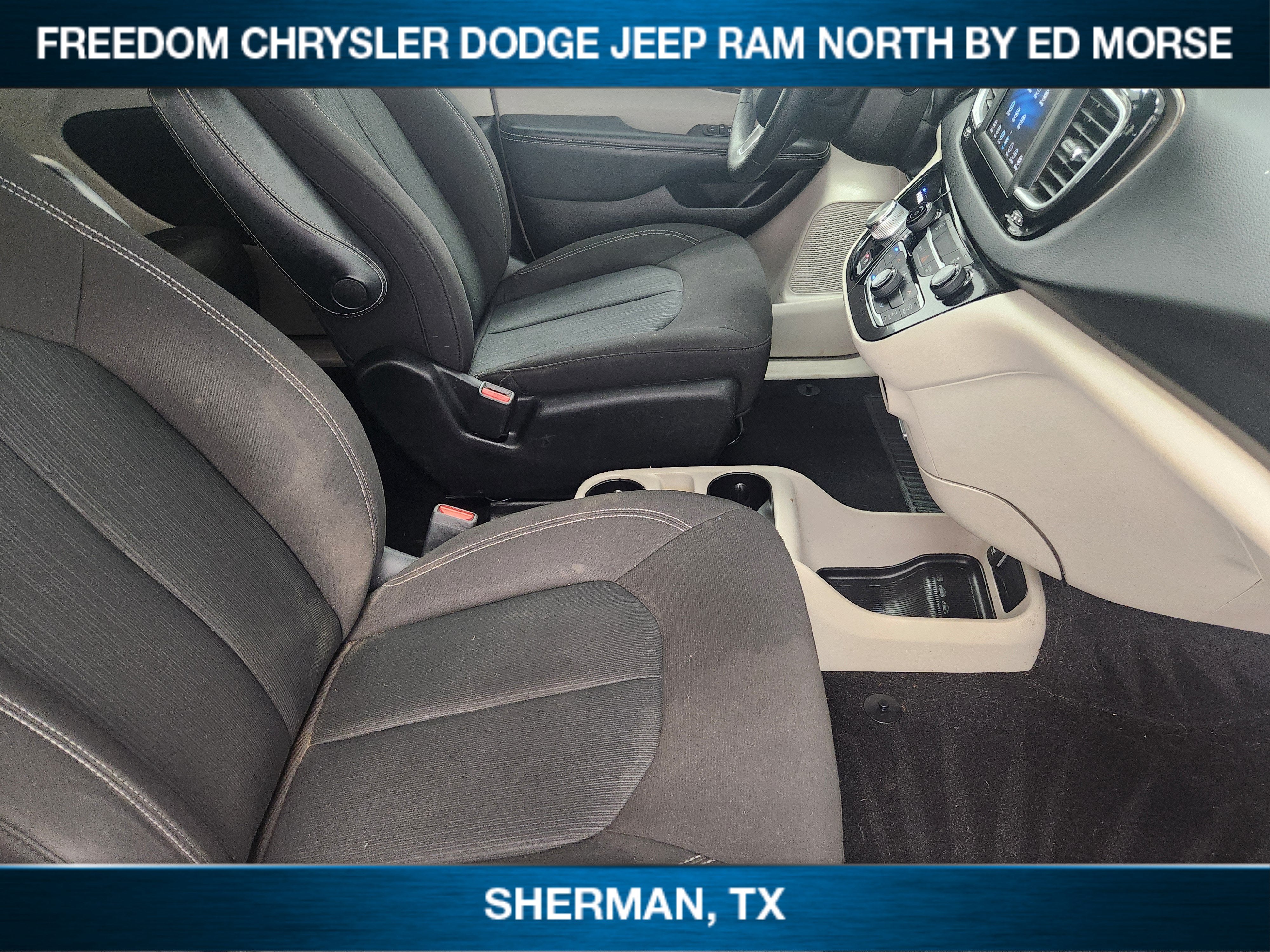 2021 Chrysler Voyager L