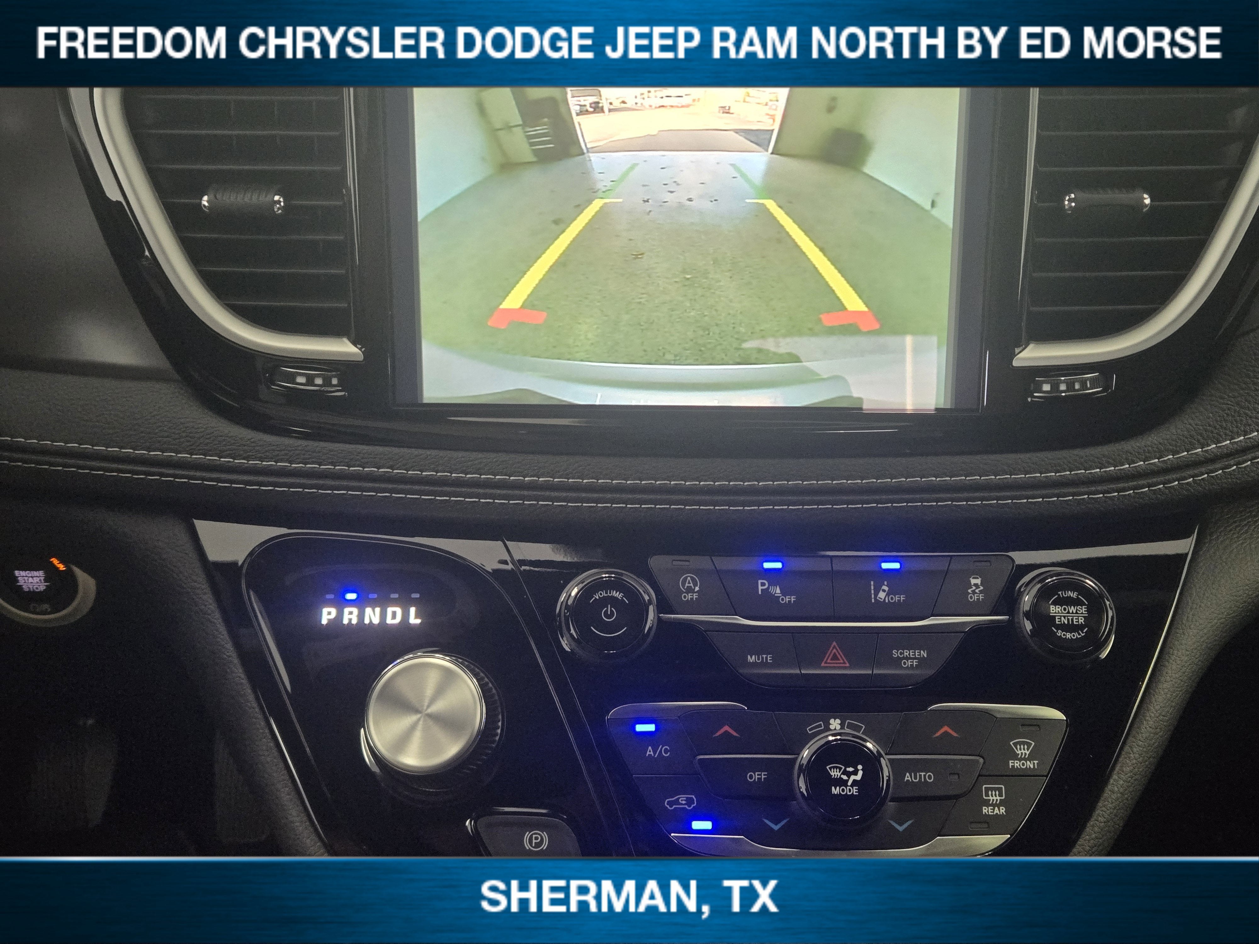 2026 Chrysler Pacifica PACIFICA SELECT