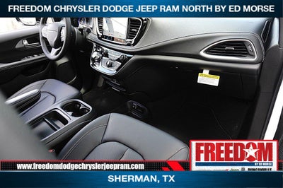 2027 Chrysler Pacifica PACIFICA SELECT