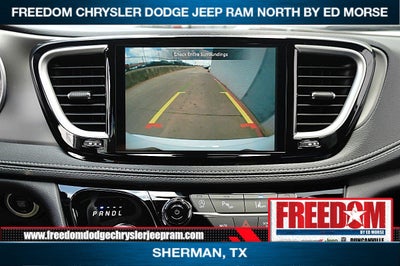 2027 Chrysler Pacifica PACIFICA SELECT