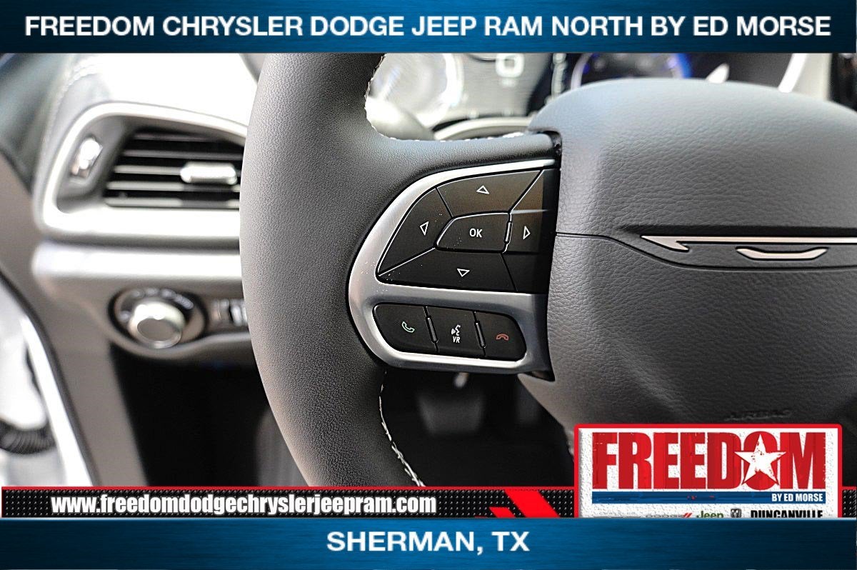 2027 Chrysler Pacifica PACIFICA SELECT
