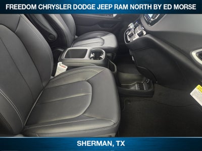 2026 Chrysler Voyager VOYAGER LX