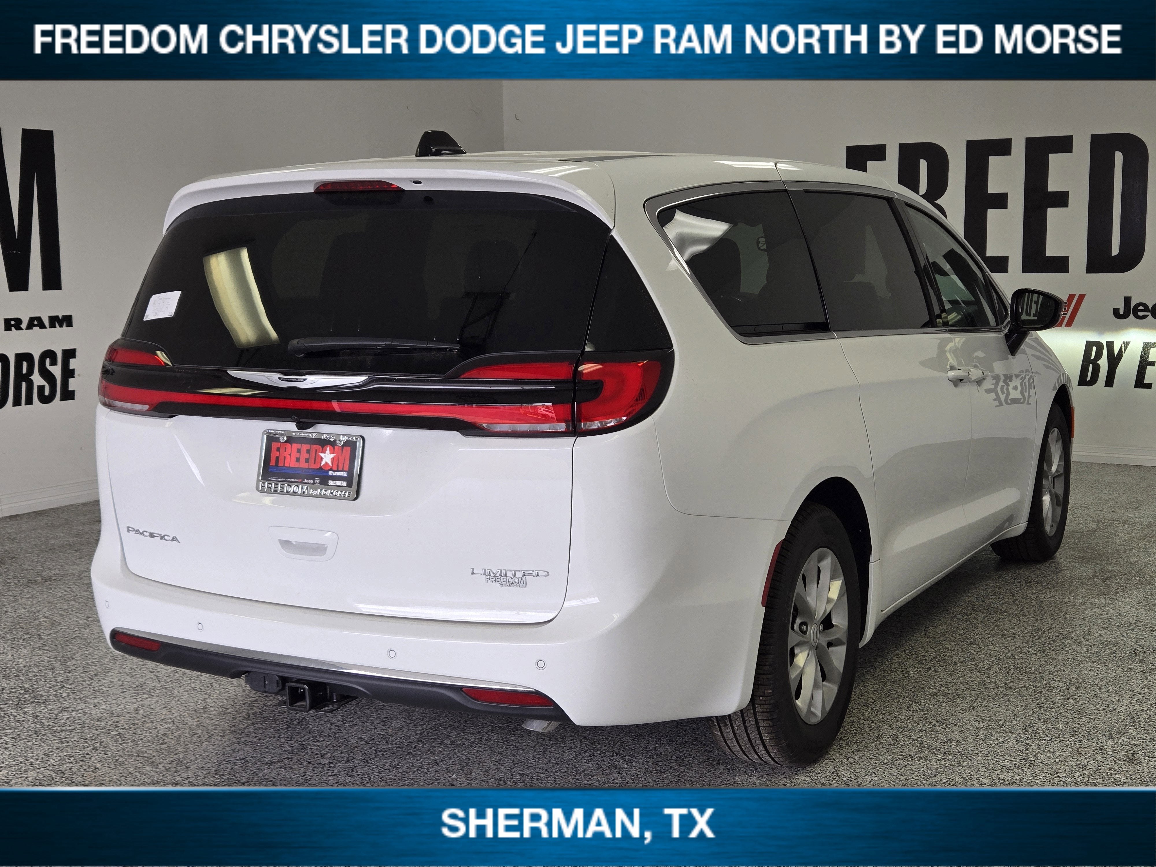 2026 Chrysler Pacifica PACIFICA LIMITED