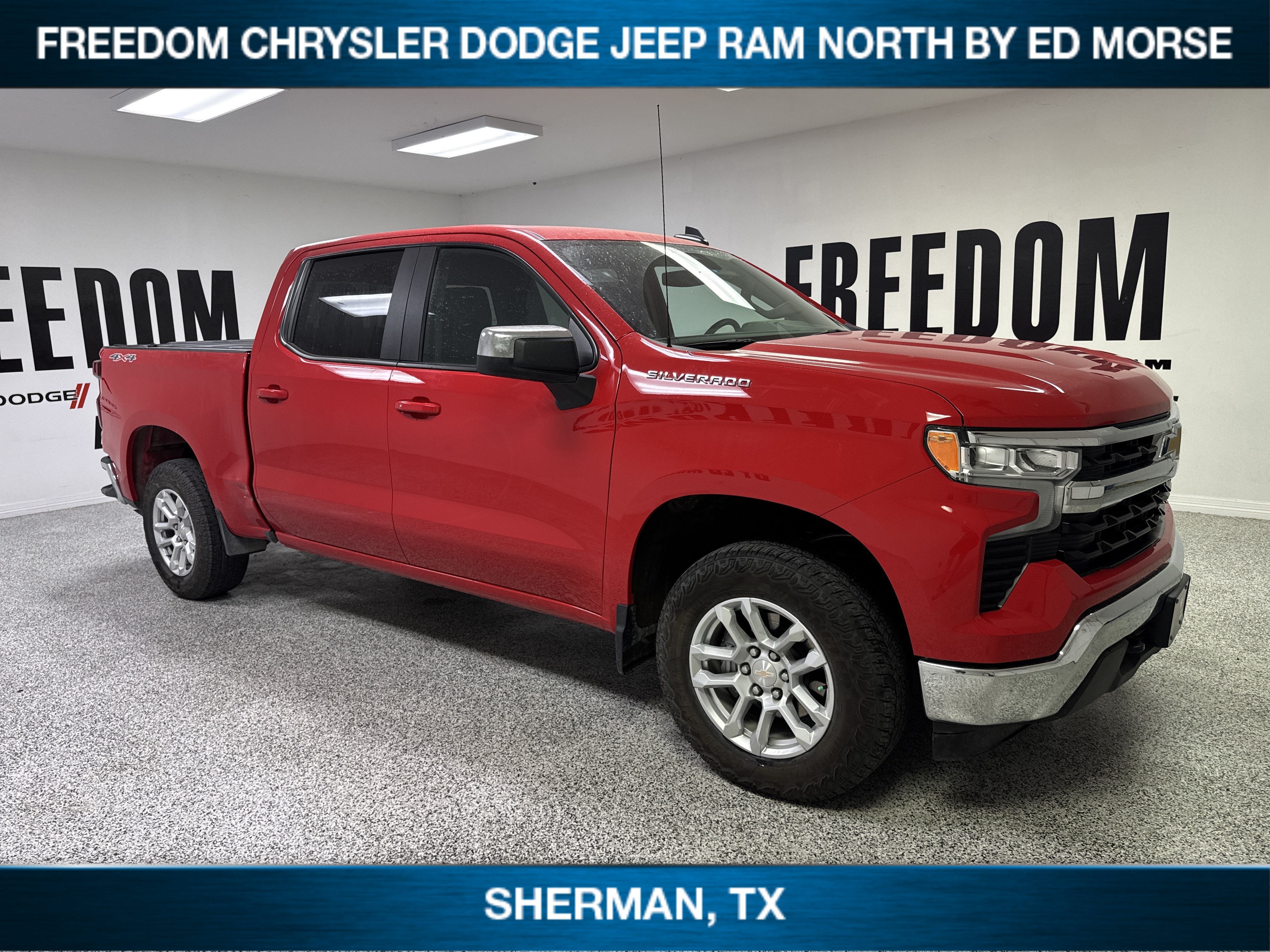 2025 Chevrolet Silverado 1500 4WD Crew Cab Standard Bed LT