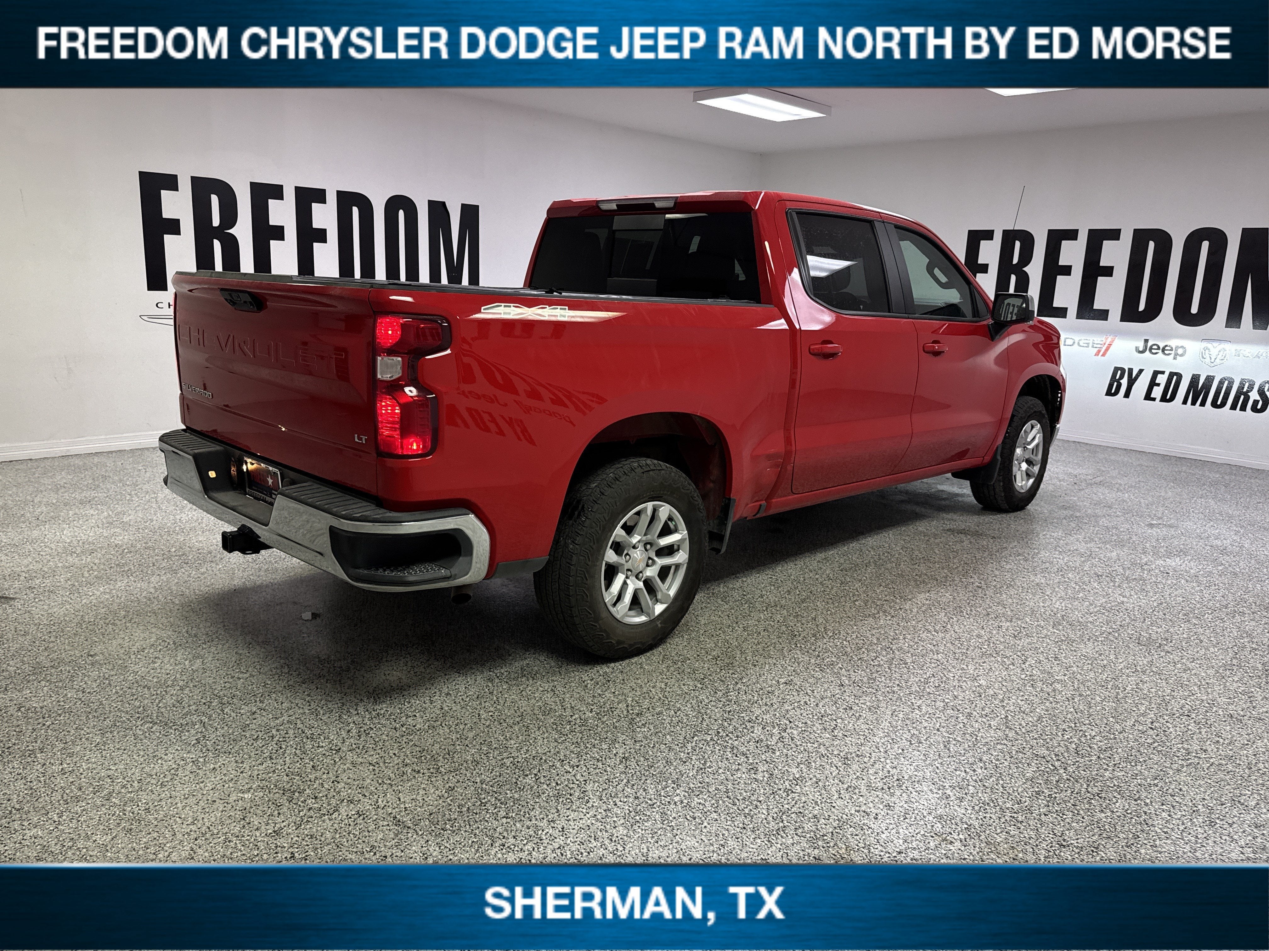 2025 Chevrolet Silverado 1500 4WD Crew Cab Standard Bed LT