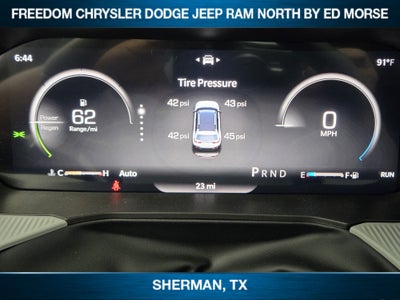 2026 Jeep Cherokee CHEROKEE LAREDO 4X4
